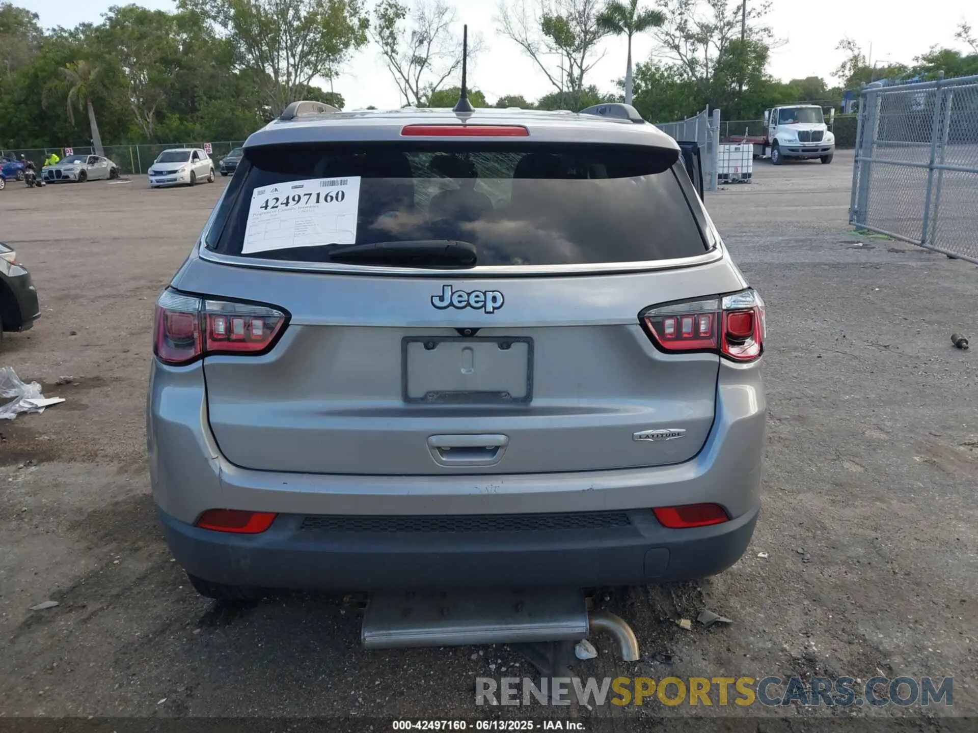 16 fotografías del automóvil dañado 3C4NJCBB6LT235321 JEEP COMPASS 2020
