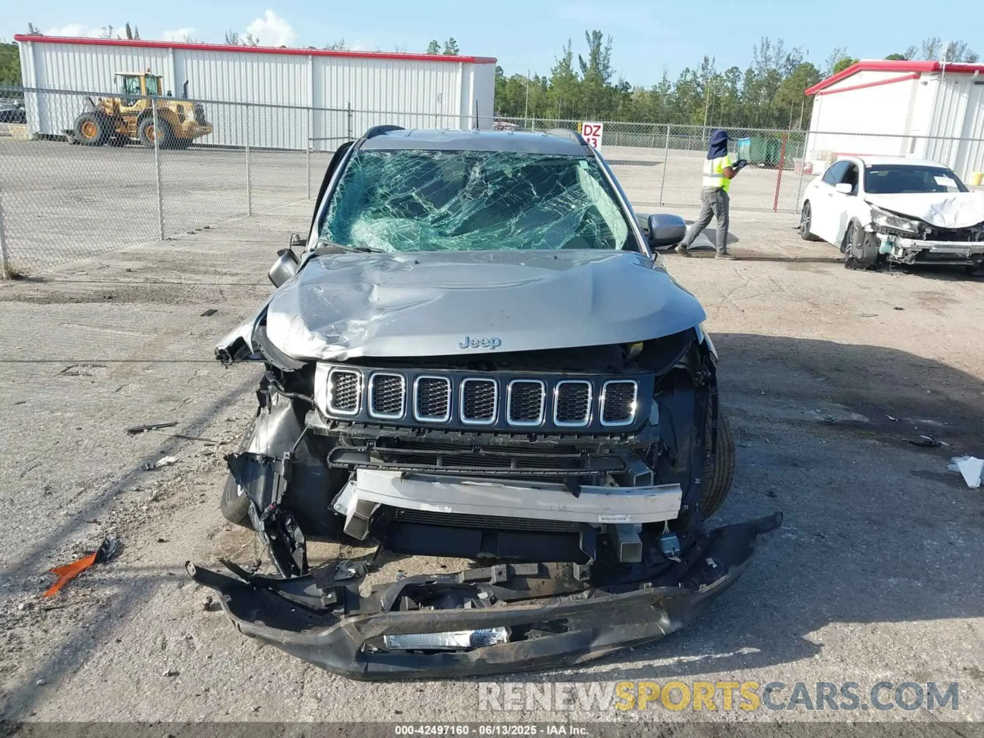 6 fotografías del automóvil dañado 3C4NJCBB6LT235321 JEEP COMPASS 2020