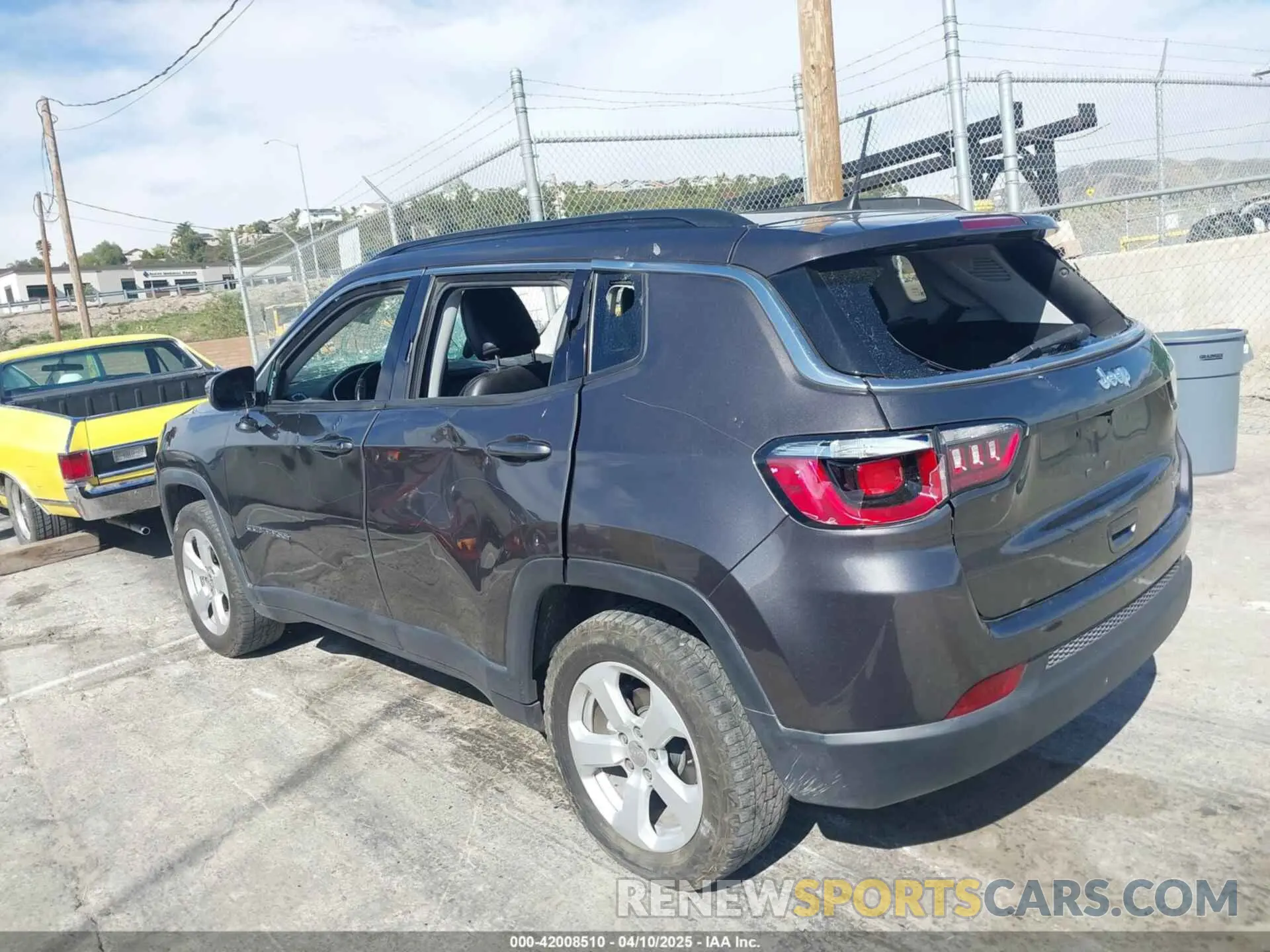 3 fotografías del automóvil dañado 3C4NJCBB8LT199034 JEEP COMPASS 2020