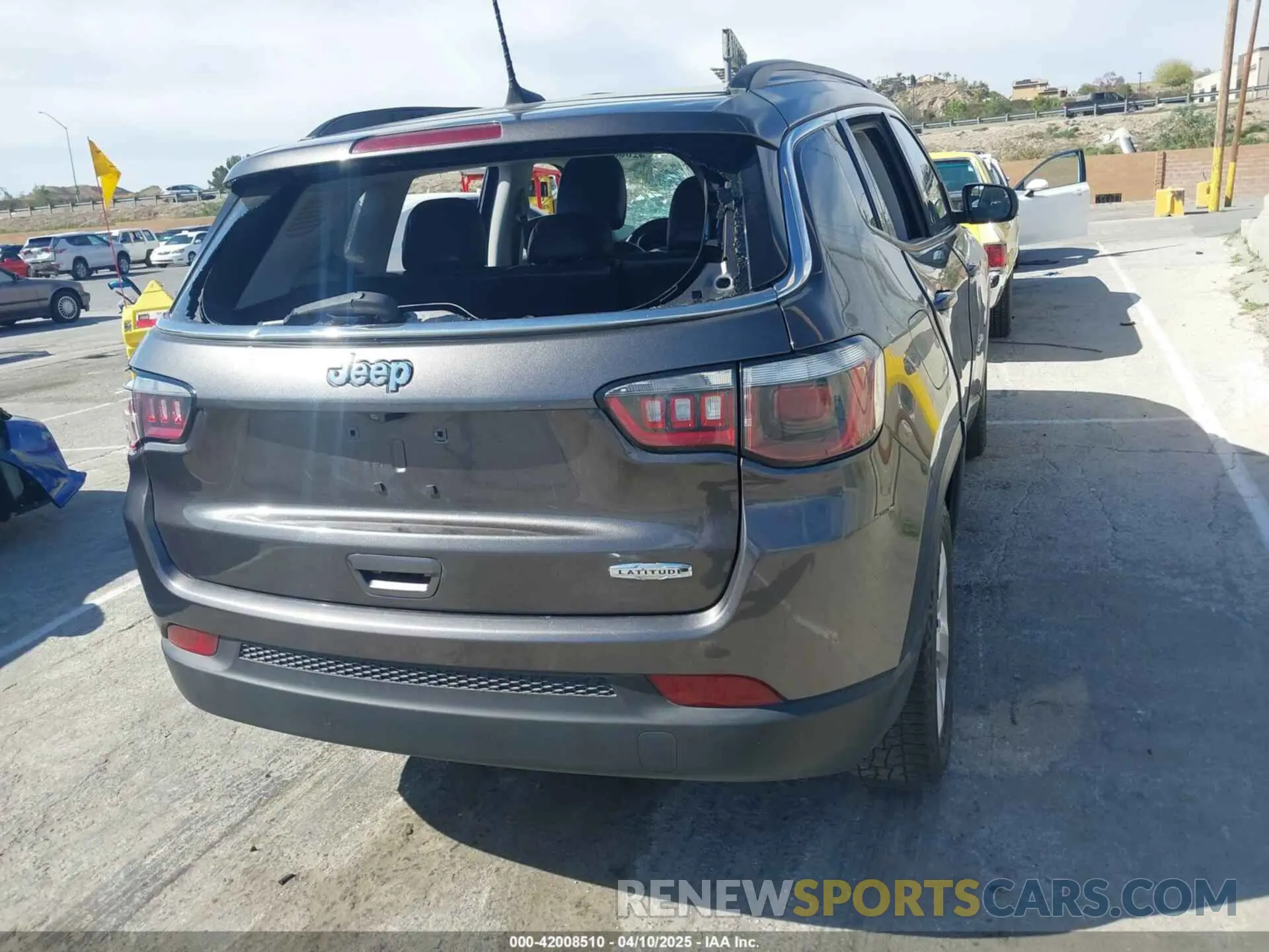 4 fotografías del automóvil dañado 3C4NJCBB8LT199034 JEEP COMPASS 2020
