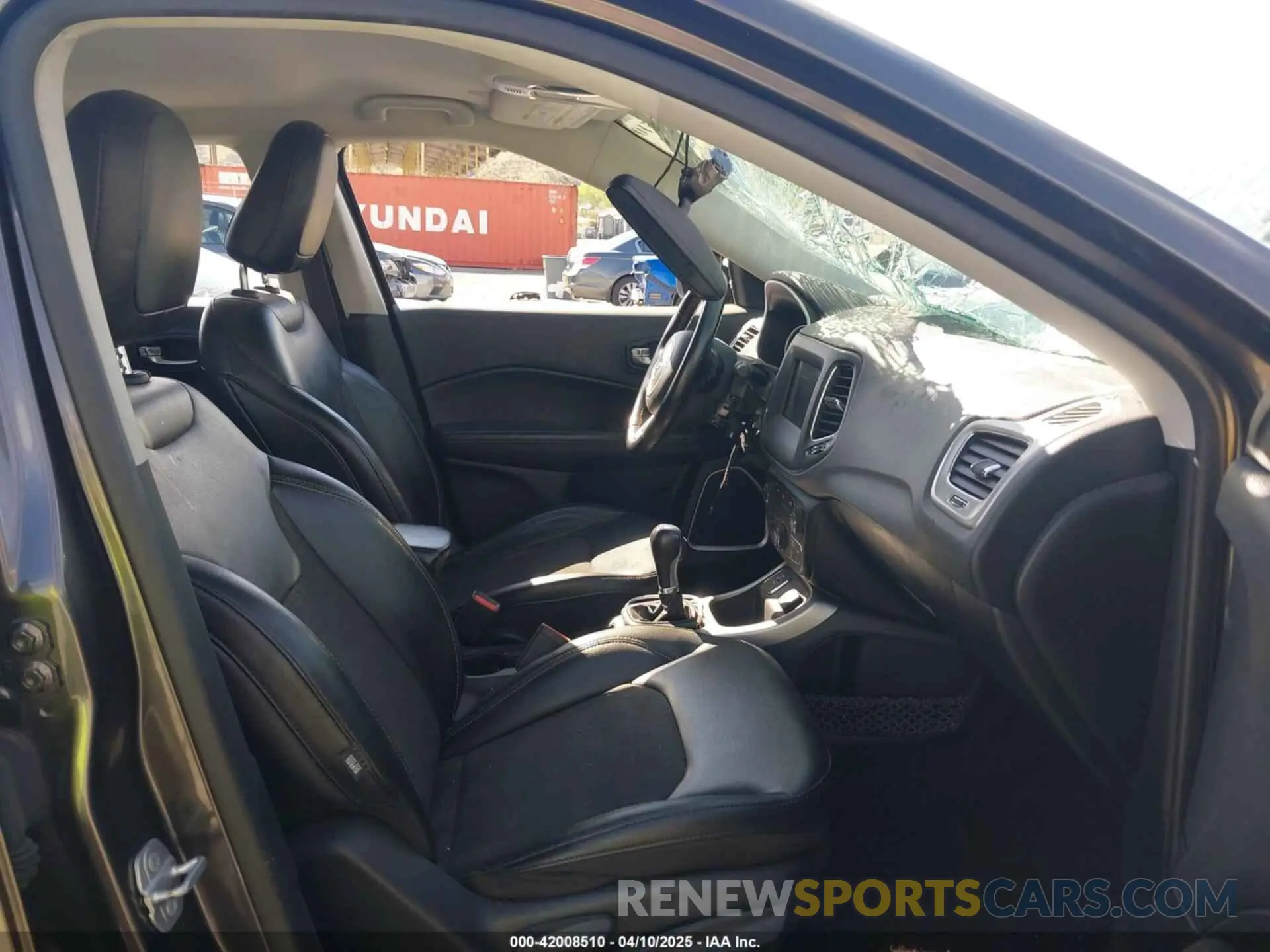 5 fotografías del automóvil dañado 3C4NJCBB8LT199034 JEEP COMPASS 2020