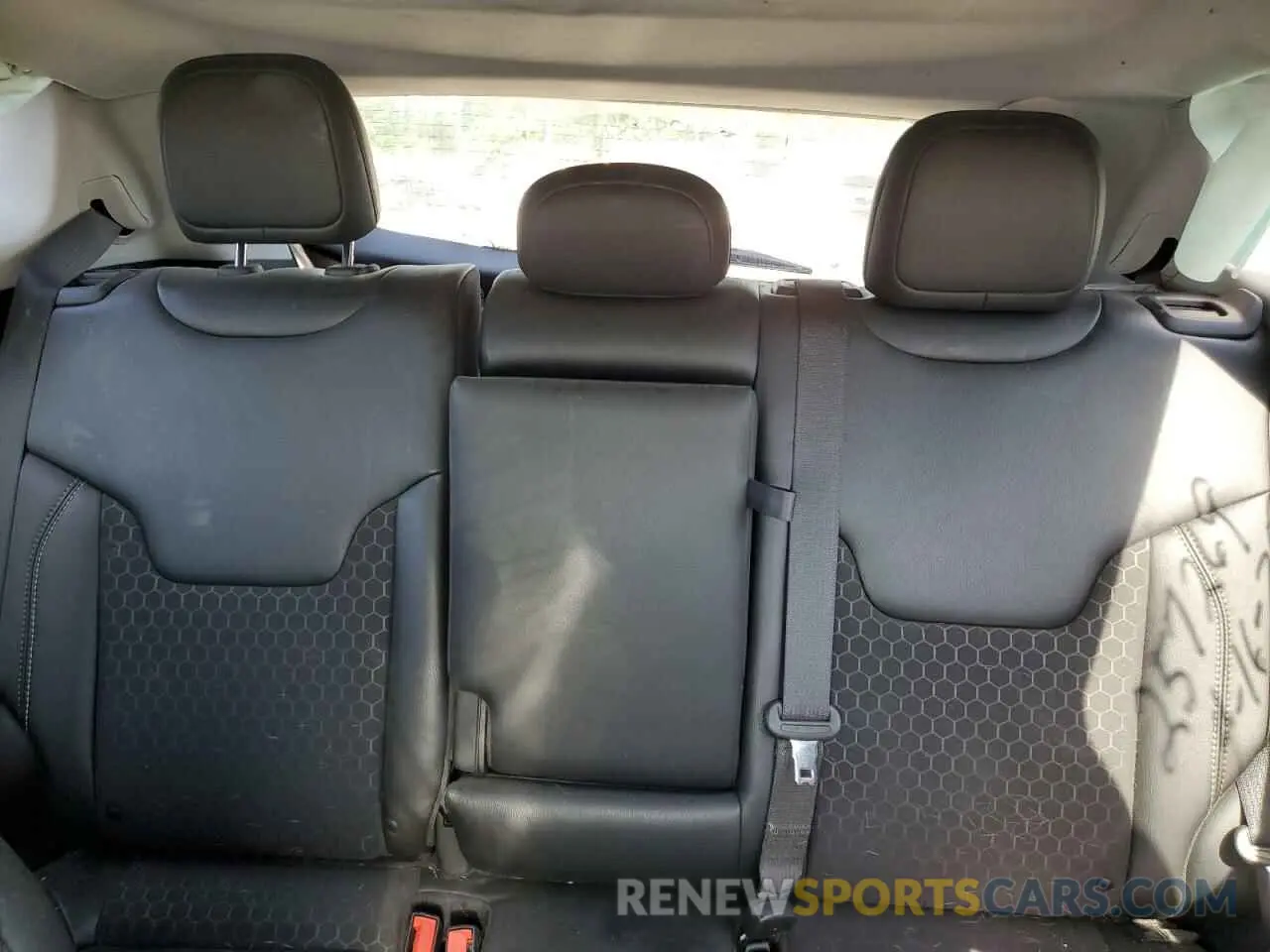 10 fotografías del automóvil dañado 3C4NJCBB8LT257269 JEEP COMPASS 2020