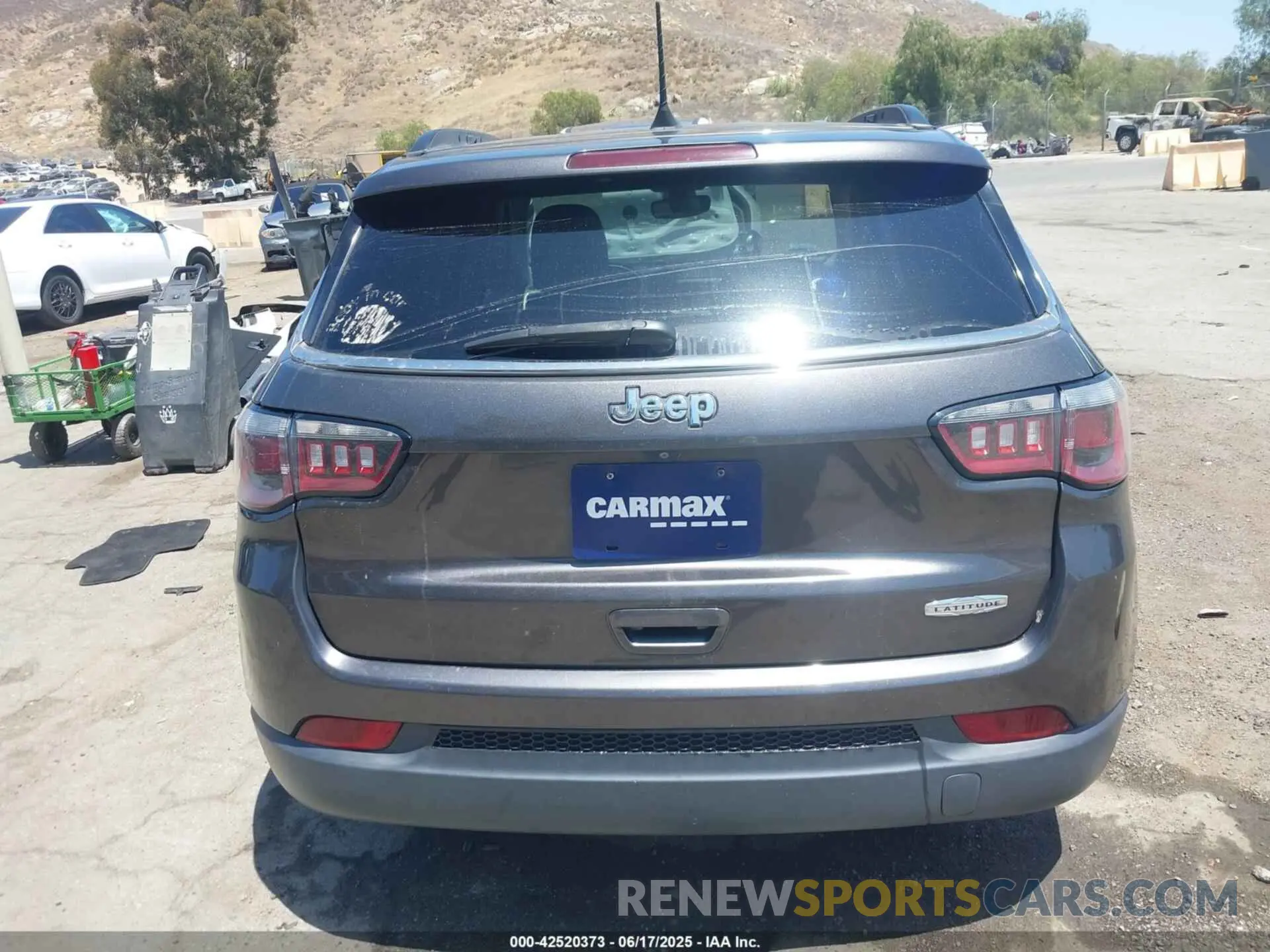 15 fotografías del automóvil dañado 3C4NJCBB9LT169802 JEEP COMPASS 2020