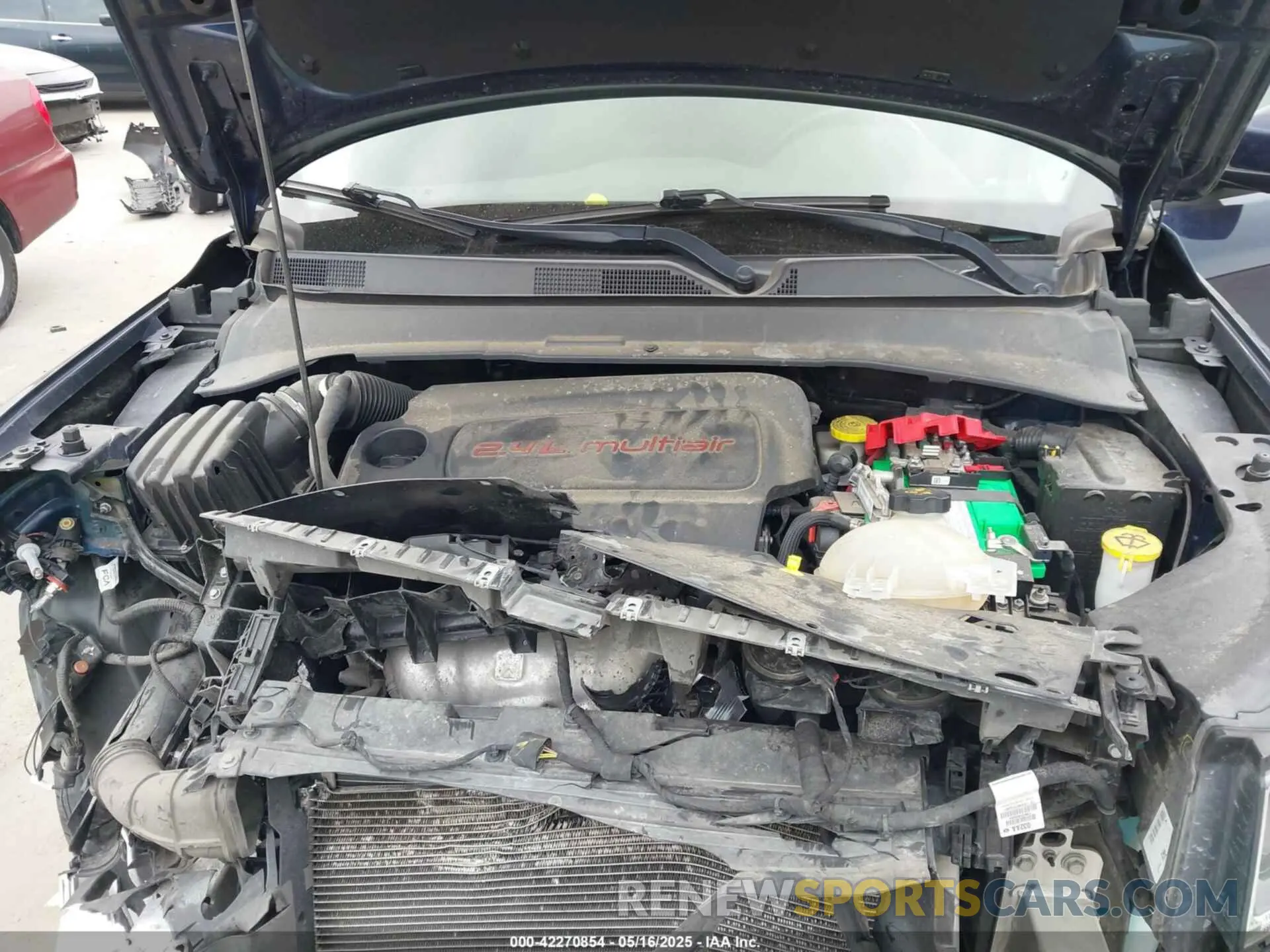 10 fotografías del automóvil dañado 3C4NJCBBXLT205917 JEEP COMPASS 2020
