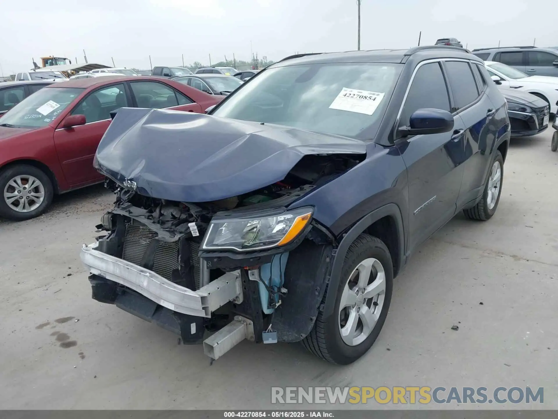 2 fotografías del automóvil dañado 3C4NJCBBXLT205917 JEEP COMPASS 2020