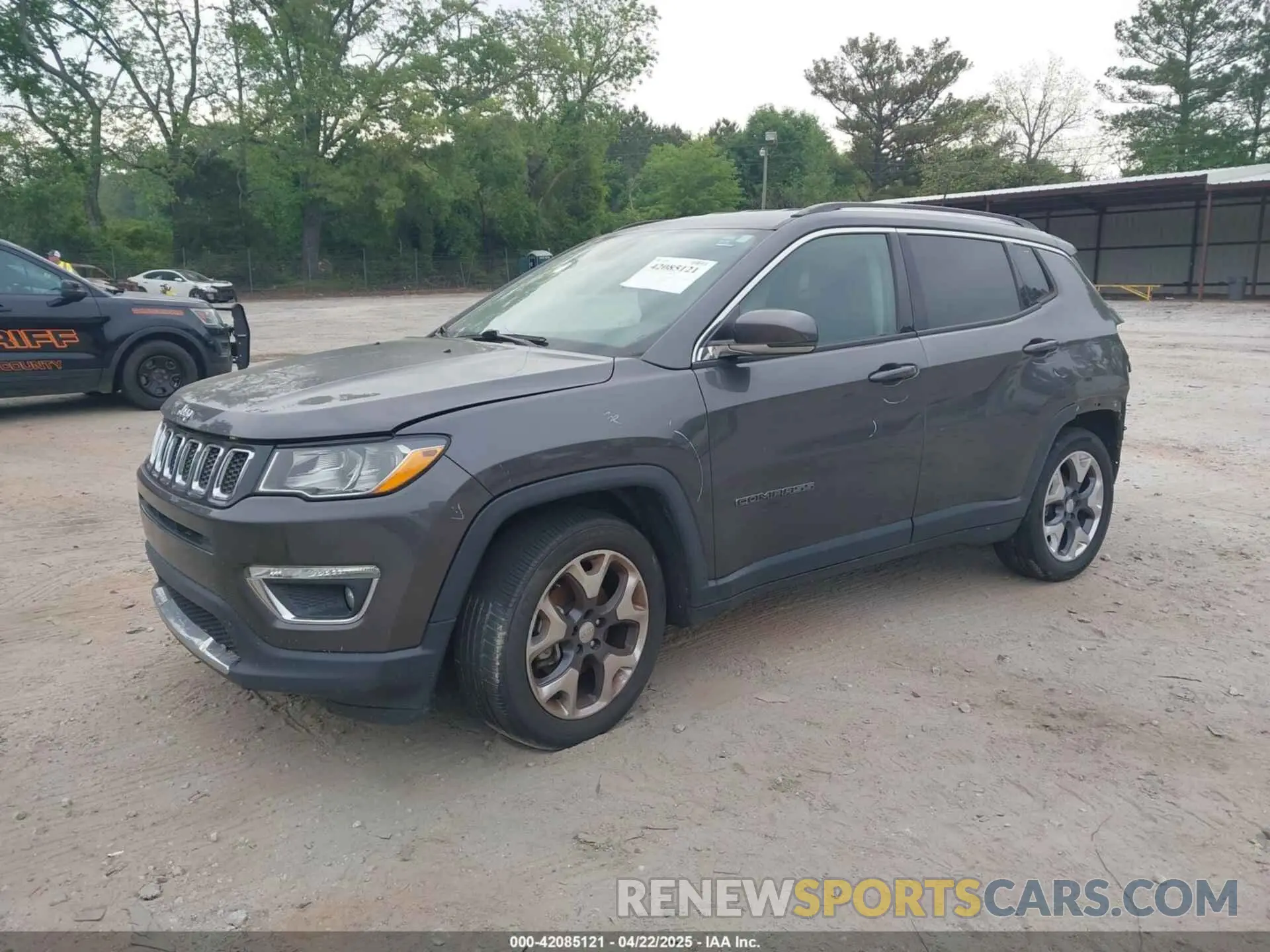 2 fotografías del automóvil dañado 3C4NJCCB0LT128635 JEEP COMPASS 2020