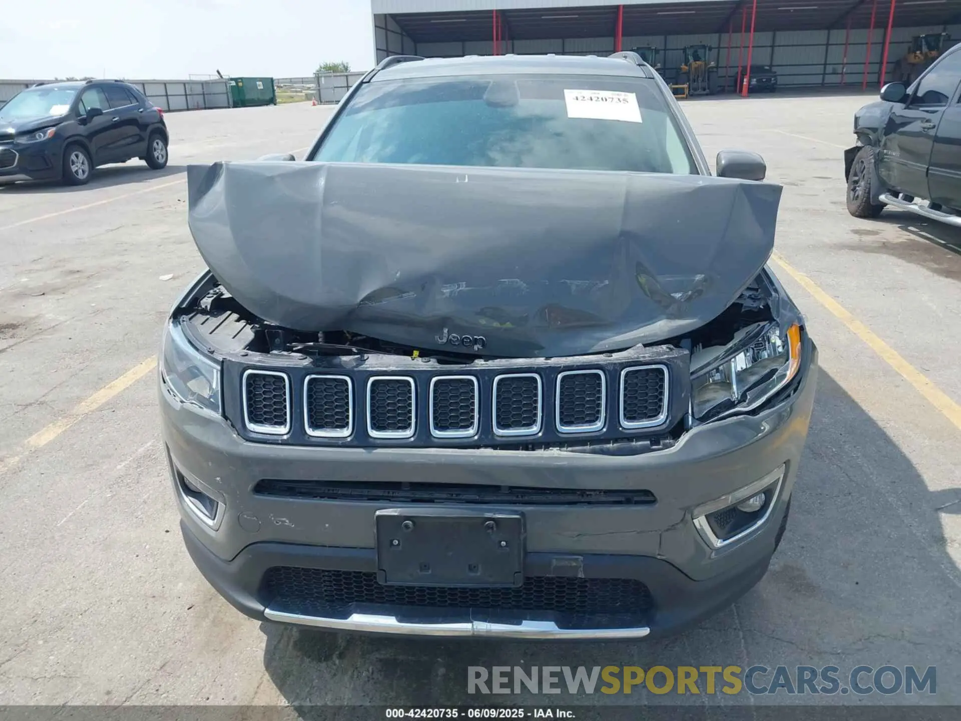 12 fotografías del automóvil dañado 3C4NJCCB8LT128866 JEEP COMPASS 2020