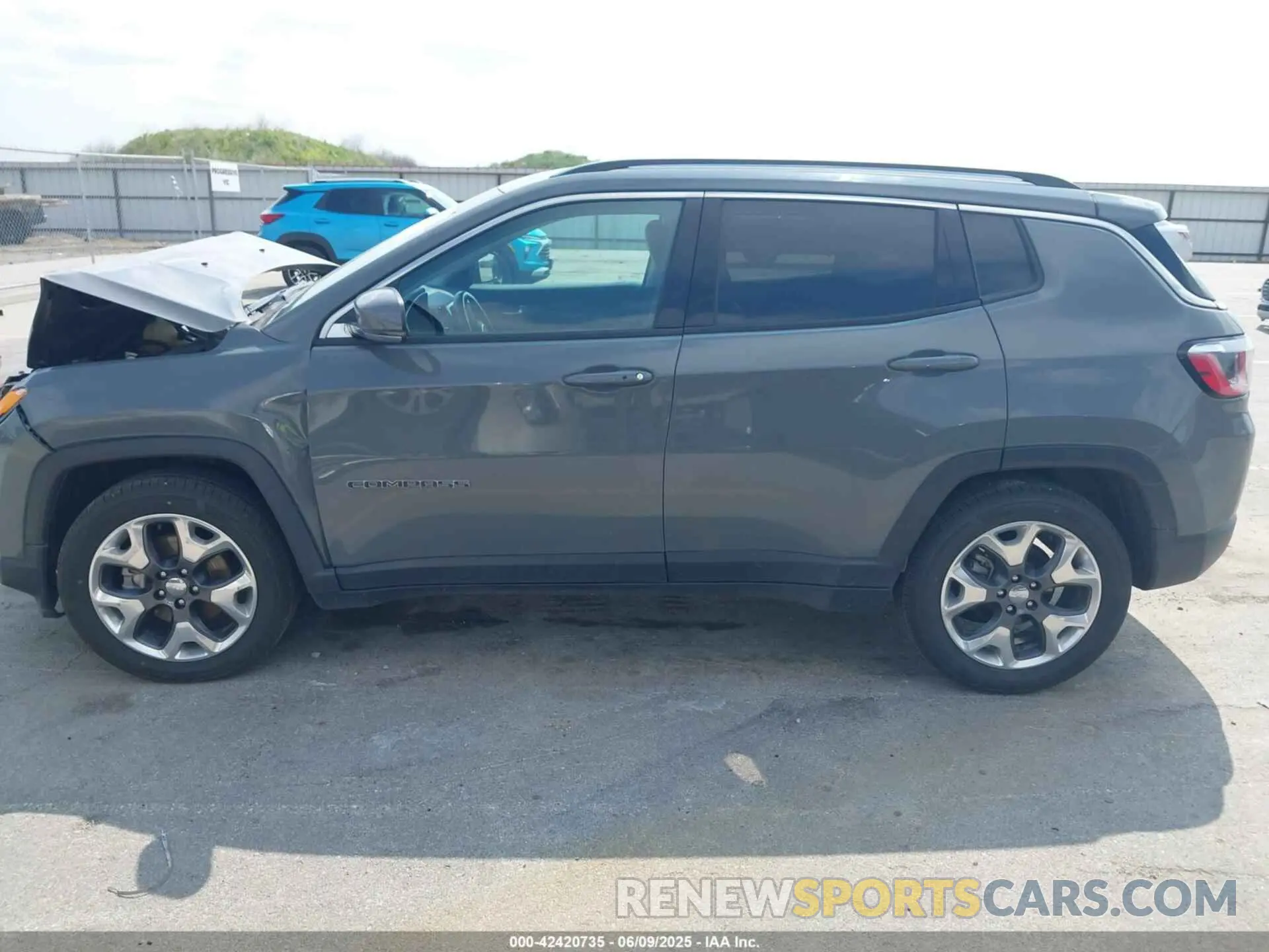 14 fotografías del automóvil dañado 3C4NJCCB8LT128866 JEEP COMPASS 2020