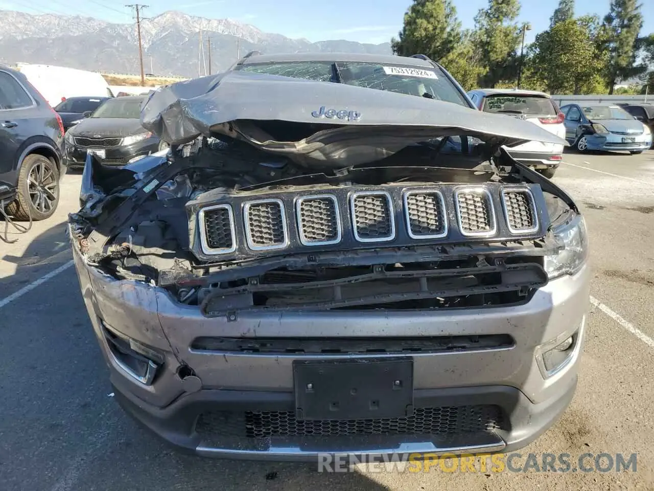 5 fotografías del automóvil dañado 3C4NJCCB9LT179860 JEEP COMPASS 2020