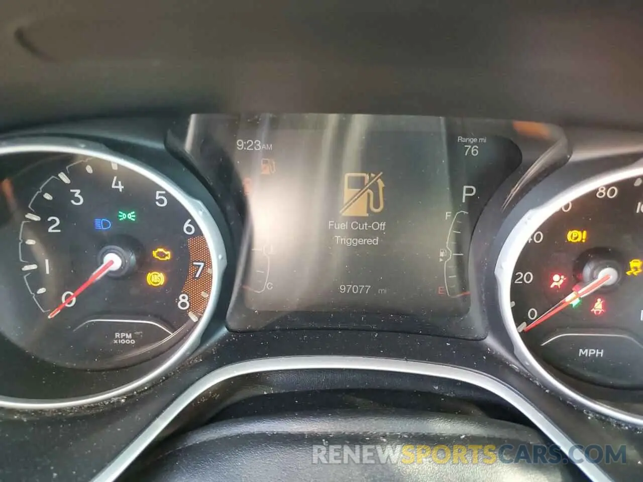 9 fotografías del automóvil dañado 3C4NJCCB9LT179860 JEEP COMPASS 2020