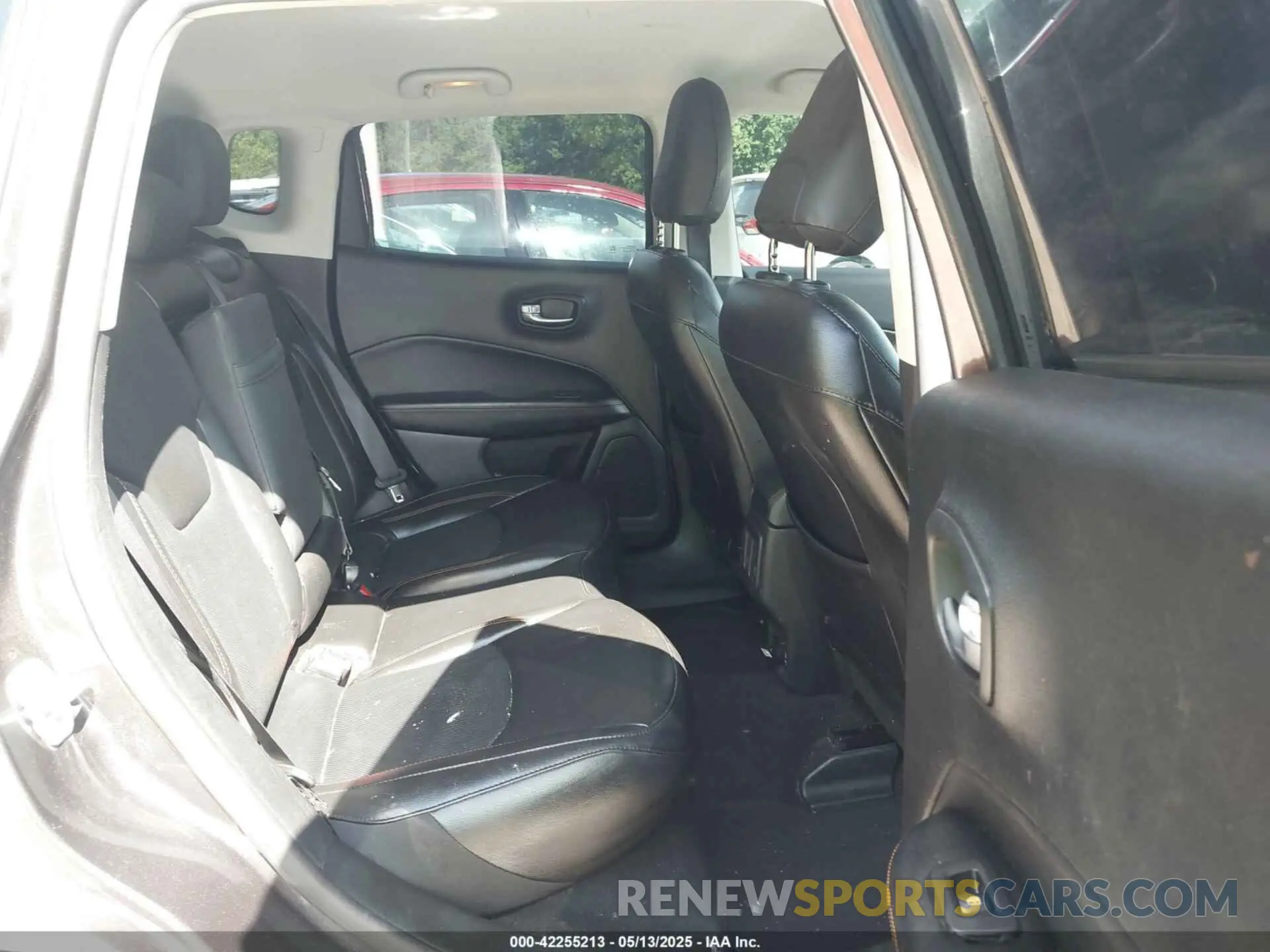 8 fotografías del automóvil dañado 3C4NJCCBXLT114497 JEEP COMPASS 2020
