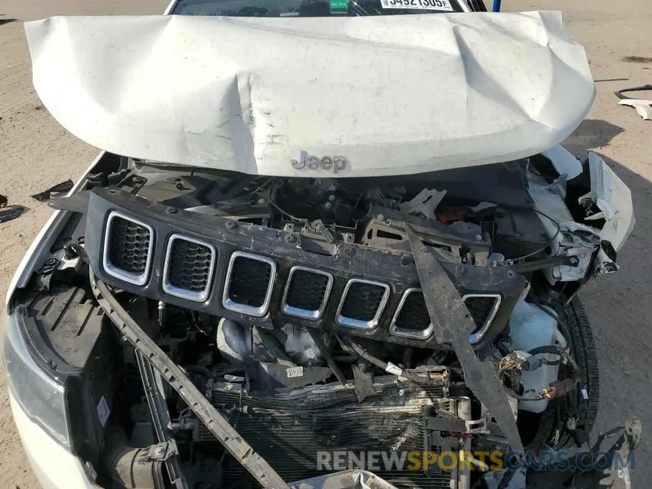 12 fotografías del automóvil dañado 3C4NJDAB8LT105015 JEEP COMPASS 2020