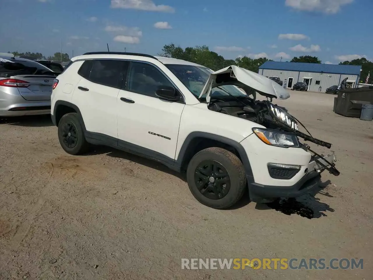 4 fotografías del automóvil dañado 3C4NJDAB8LT105015 JEEP COMPASS 2020