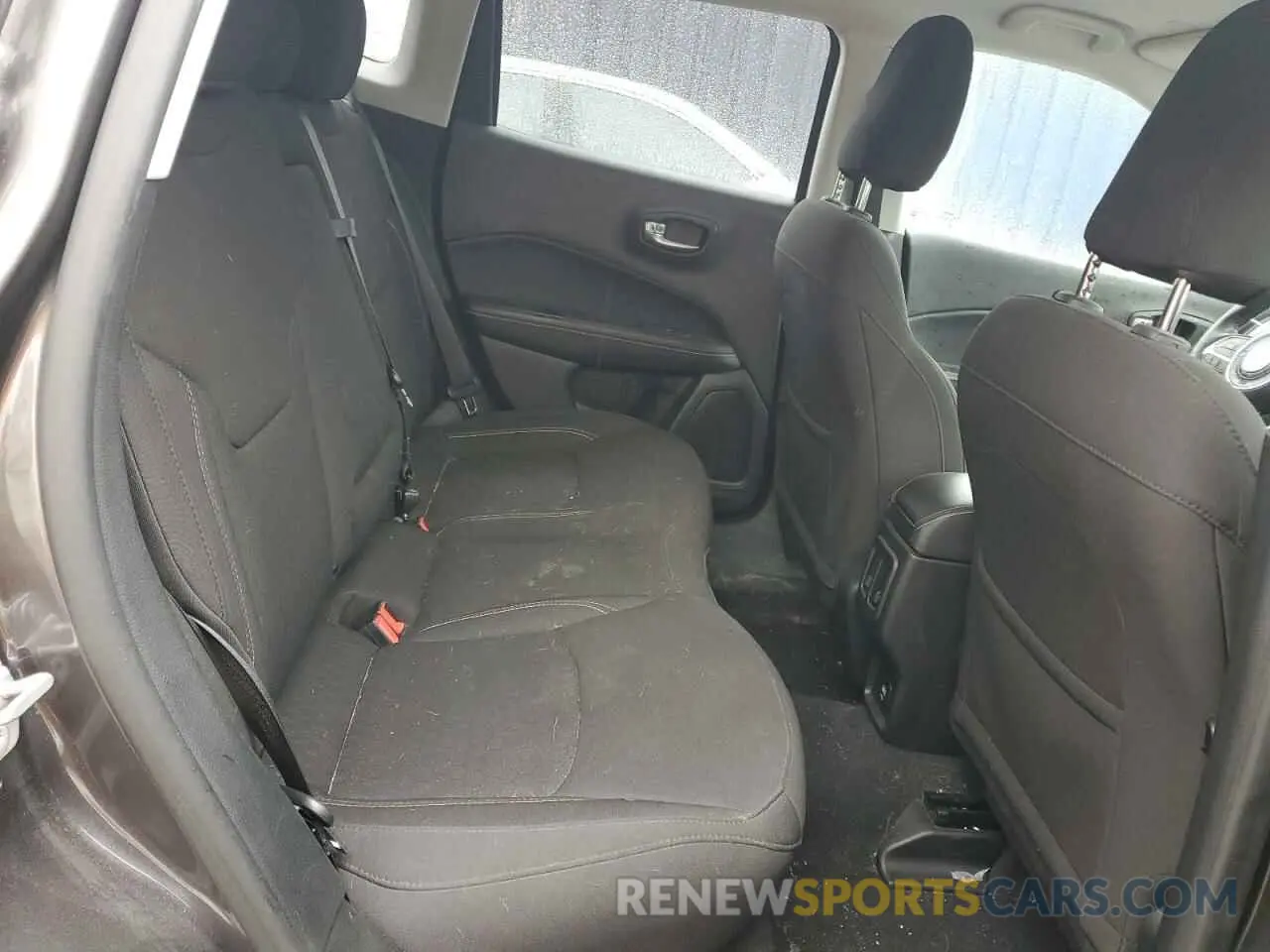 11 fotografías del automóvil dañado 3C4NJDAB8LT210072 JEEP COMPASS 2020