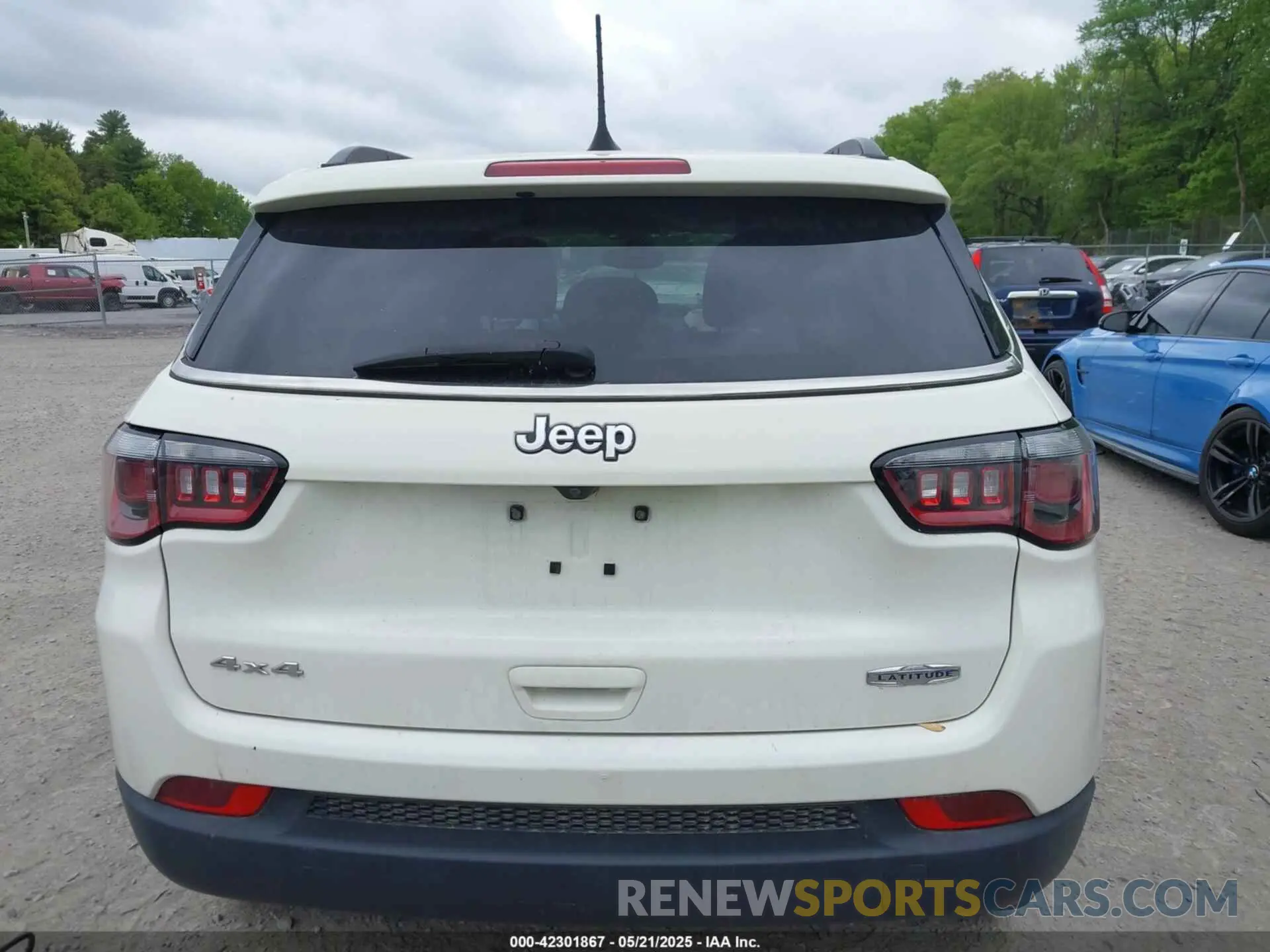 16 fotografías del automóvil dañado 3C4NJDBB0LT104648 JEEP COMPASS 2020