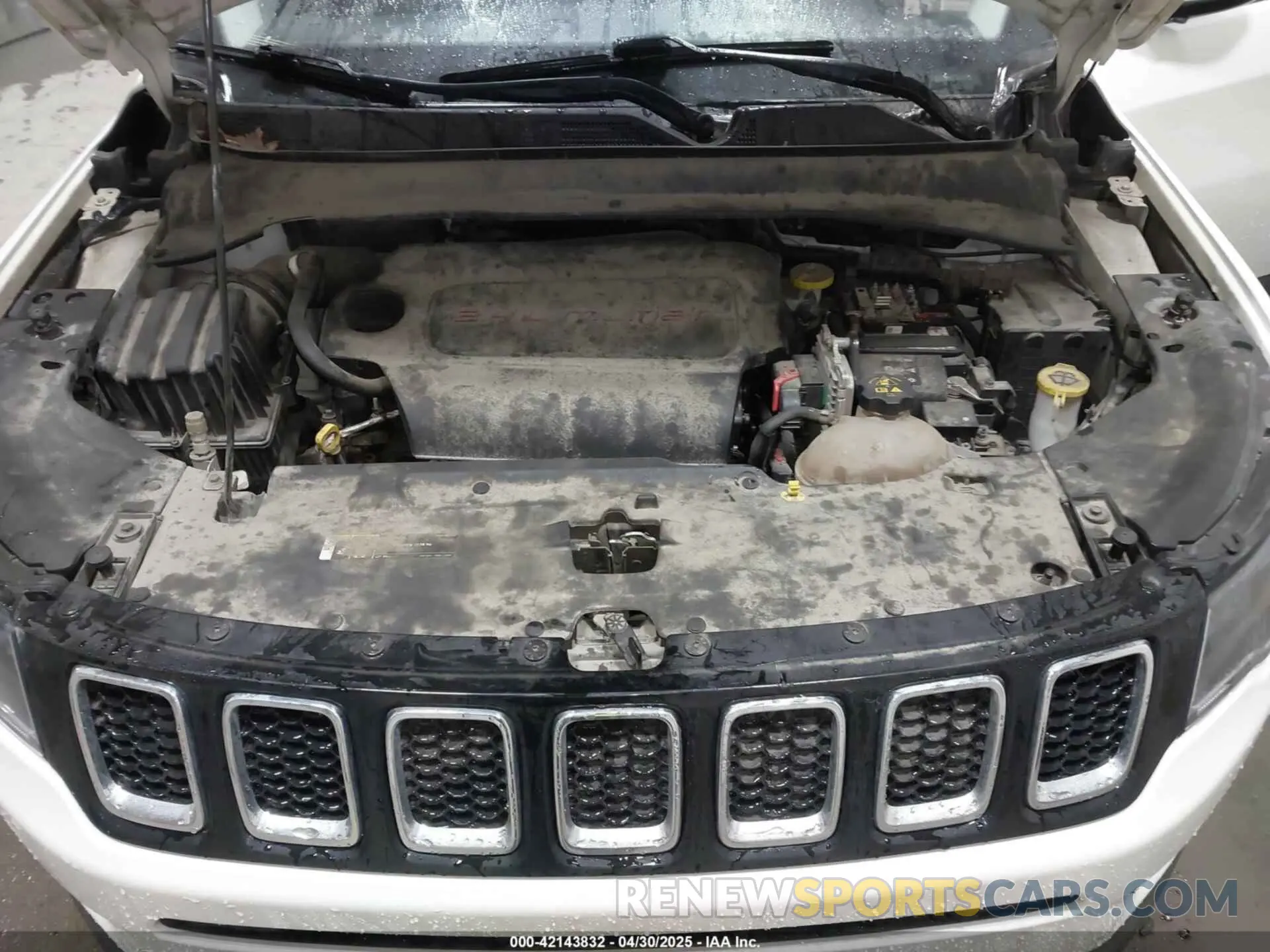 10 fotografías del automóvil dañado 3C4NJDBB0LT192598 JEEP COMPASS 2020