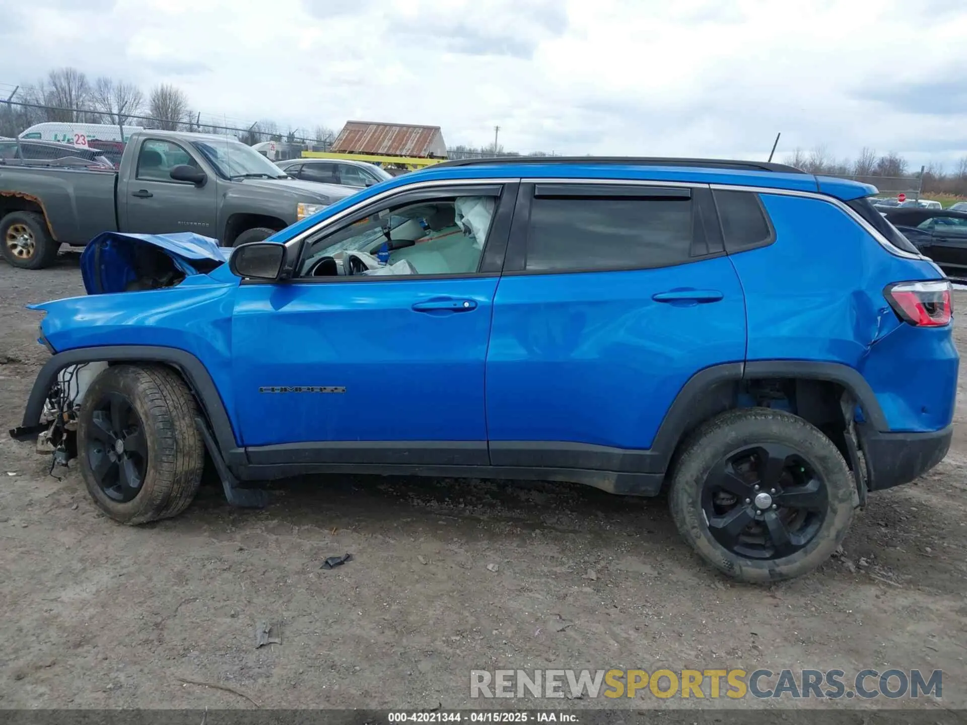 14 fotografías del automóvil dañado 3C4NJDBB1LT160484 JEEP COMPASS 2020