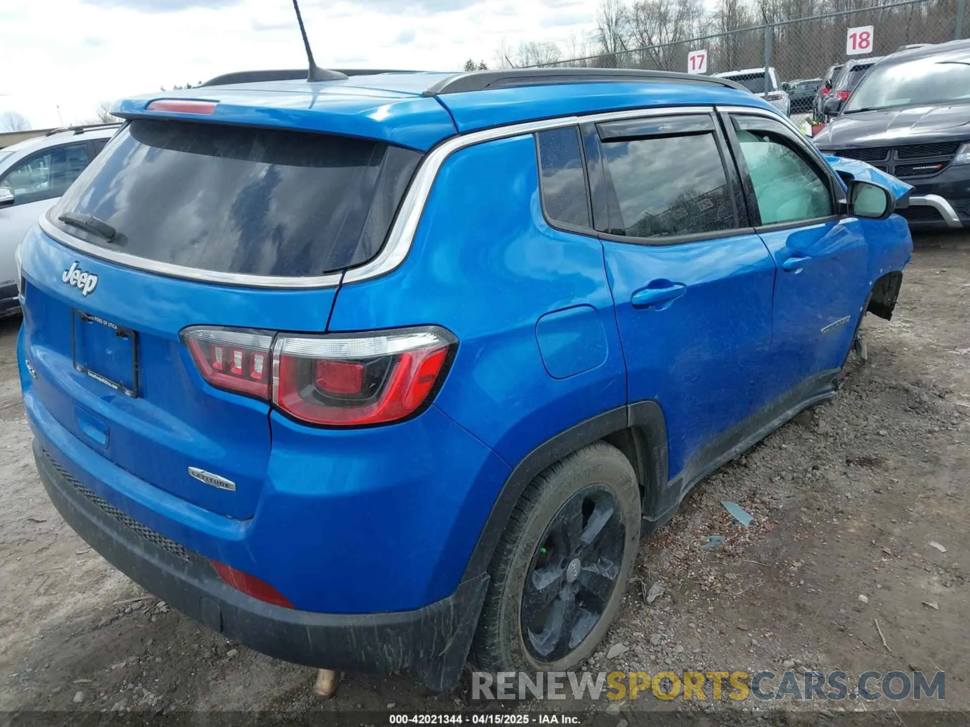 4 fotografías del automóvil dañado 3C4NJDBB1LT160484 JEEP COMPASS 2020