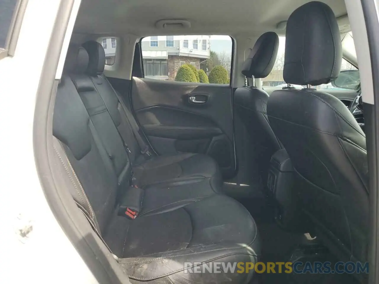 11 fotografías del automóvil dañado 3C4NJDBB2LT104280 JEEP COMPASS 2020