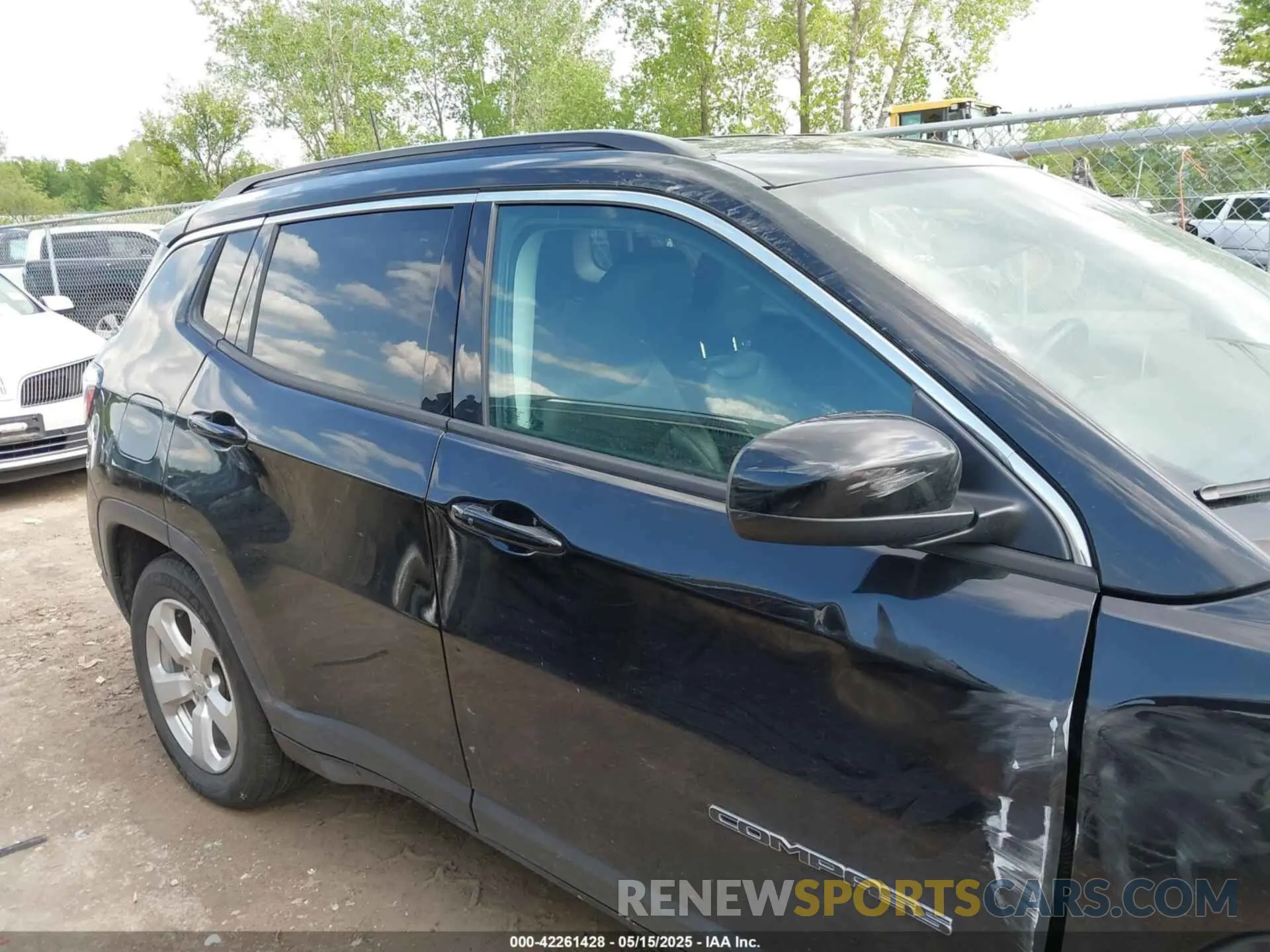 13 fotografías del automóvil dañado 3C4NJDBB4LT167980 JEEP COMPASS 2020