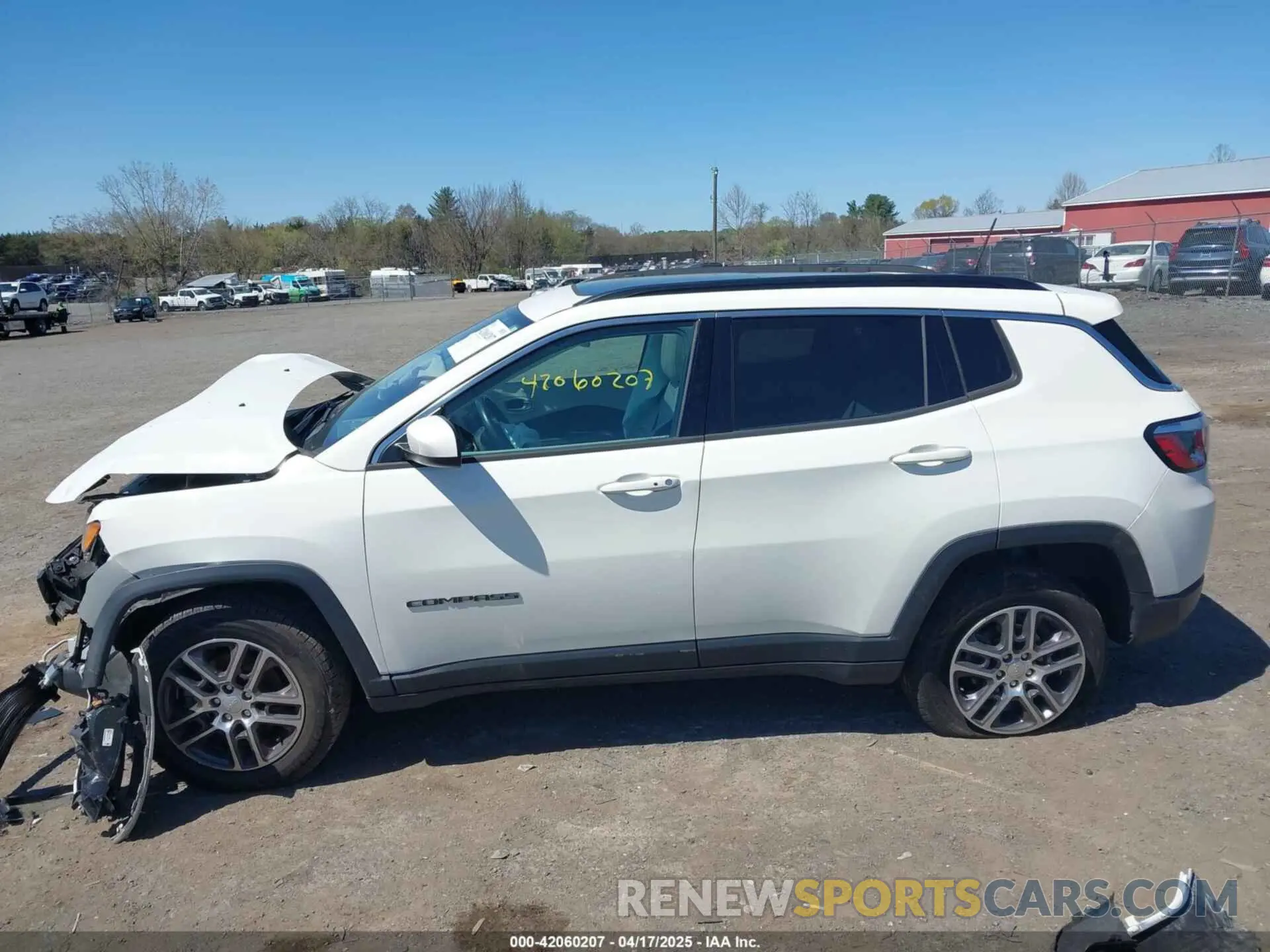 15 fotografías del automóvil dañado 3C4NJDBB4LT222752 JEEP COMPASS 2020