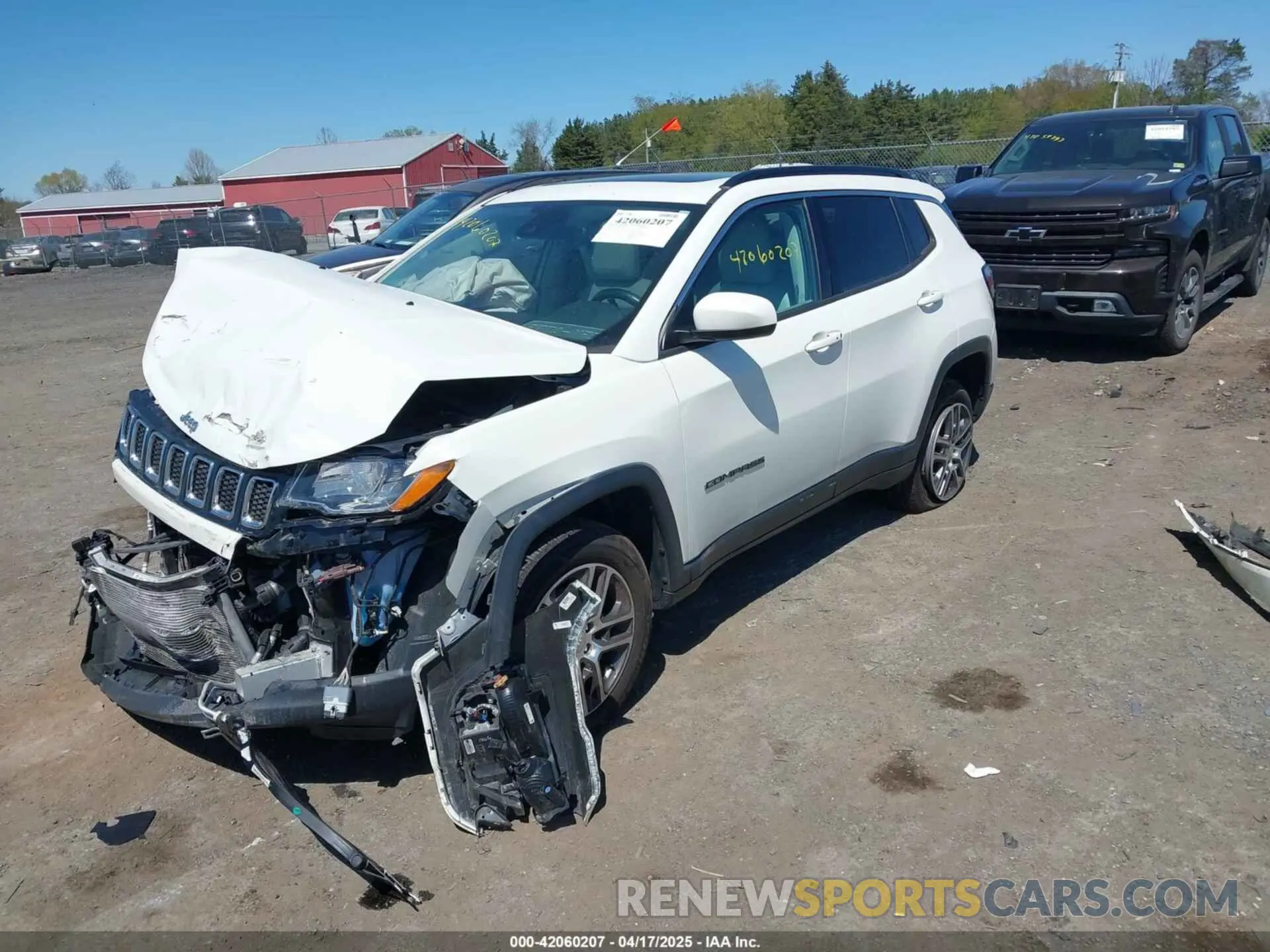 2 fotografías del automóvil dañado 3C4NJDBB4LT222752 JEEP COMPASS 2020