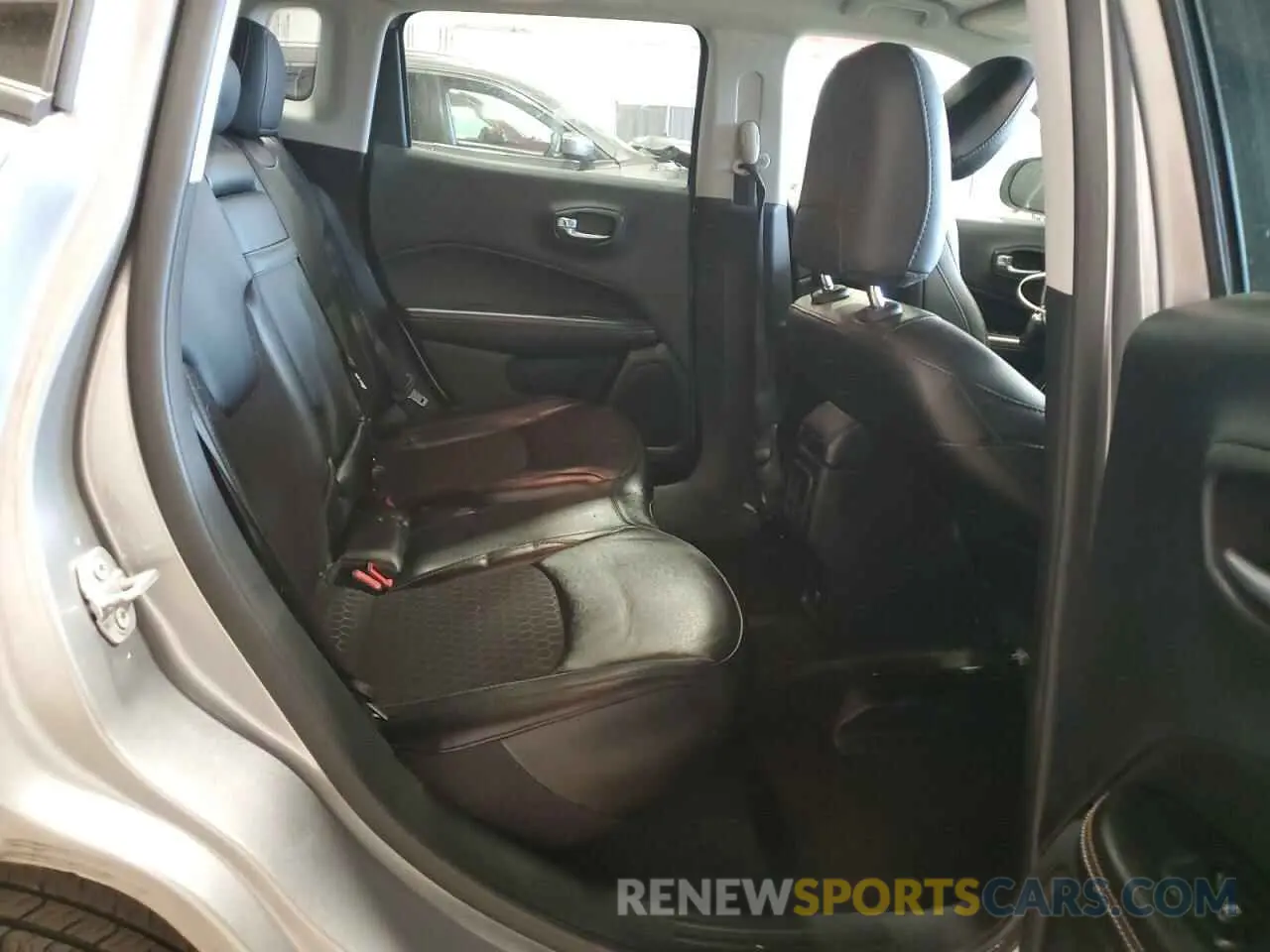 11 fotografías del automóvil dañado 3C4NJDBB5LT112258 JEEP COMPASS 2020