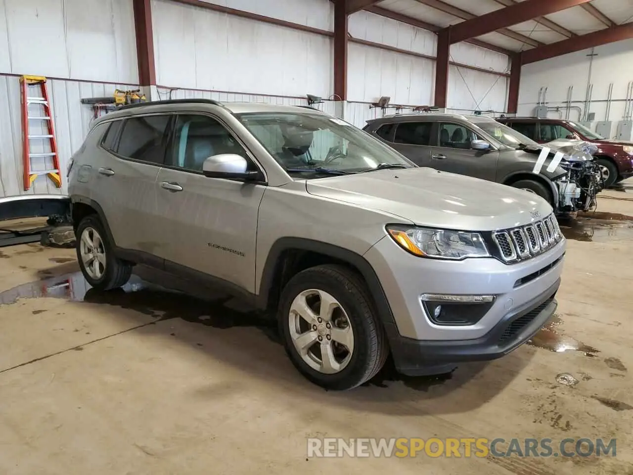 4 fotografías del automóvil dañado 3C4NJDBB5LT112258 JEEP COMPASS 2020