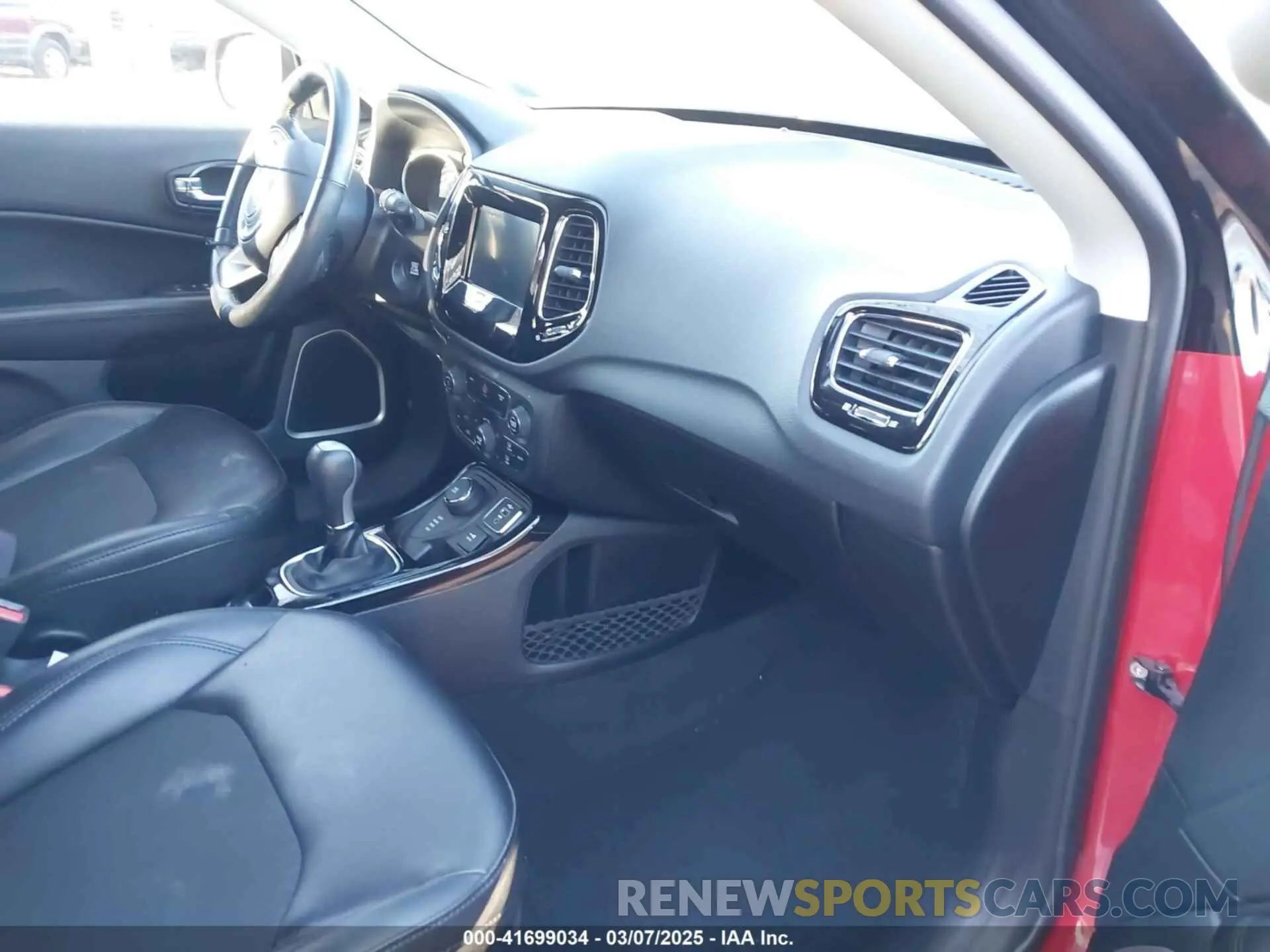5 fotografías del automóvil dañado 3C4NJDBB5LT149875 JEEP COMPASS 2020
