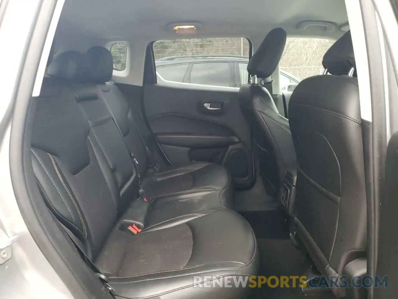 11 fotografías del automóvil dañado 3C4NJDBB6LT100572 JEEP COMPASS 2020