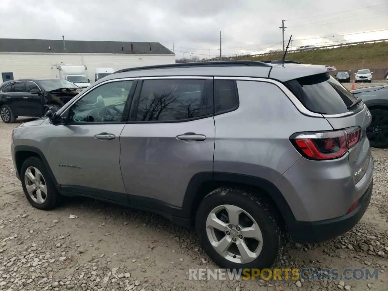 2 fotografías del automóvil dañado 3C4NJDBB6LT100572 JEEP COMPASS 2020