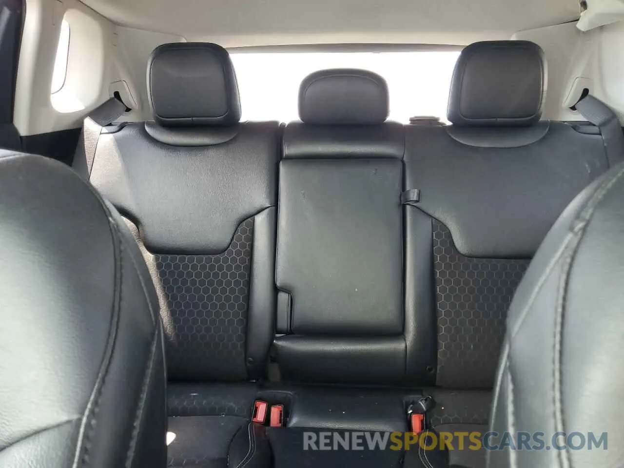 10 fotografías del automóvil dañado 3C4NJDBB7LT165222 JEEP COMPASS 2020