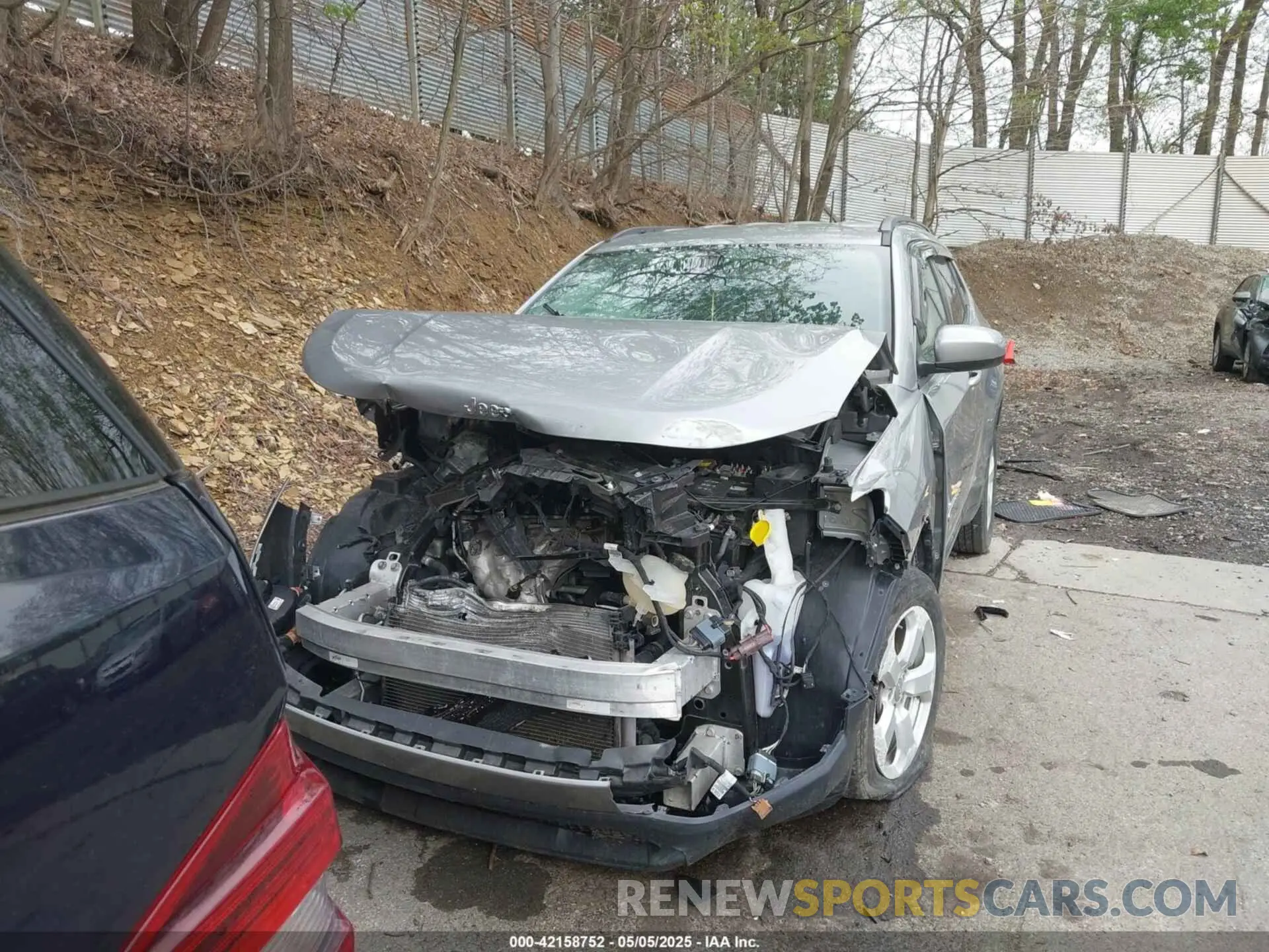 13 fotografías del automóvil dañado 3C4NJDBB7LT240789 JEEP COMPASS 2020