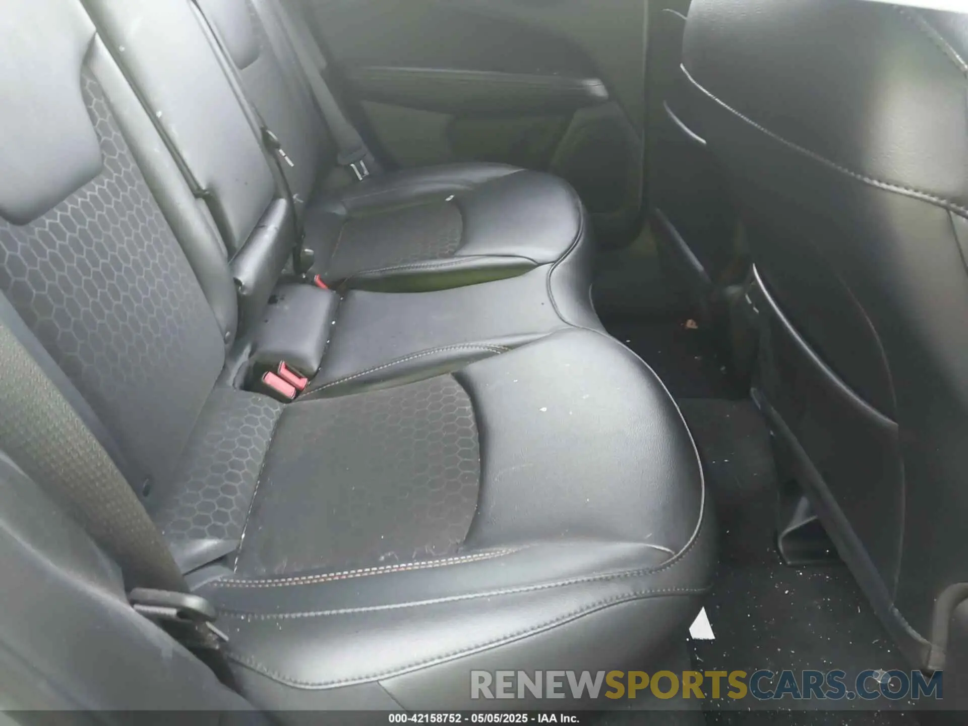 8 fotografías del automóvil dañado 3C4NJDBB7LT240789 JEEP COMPASS 2020