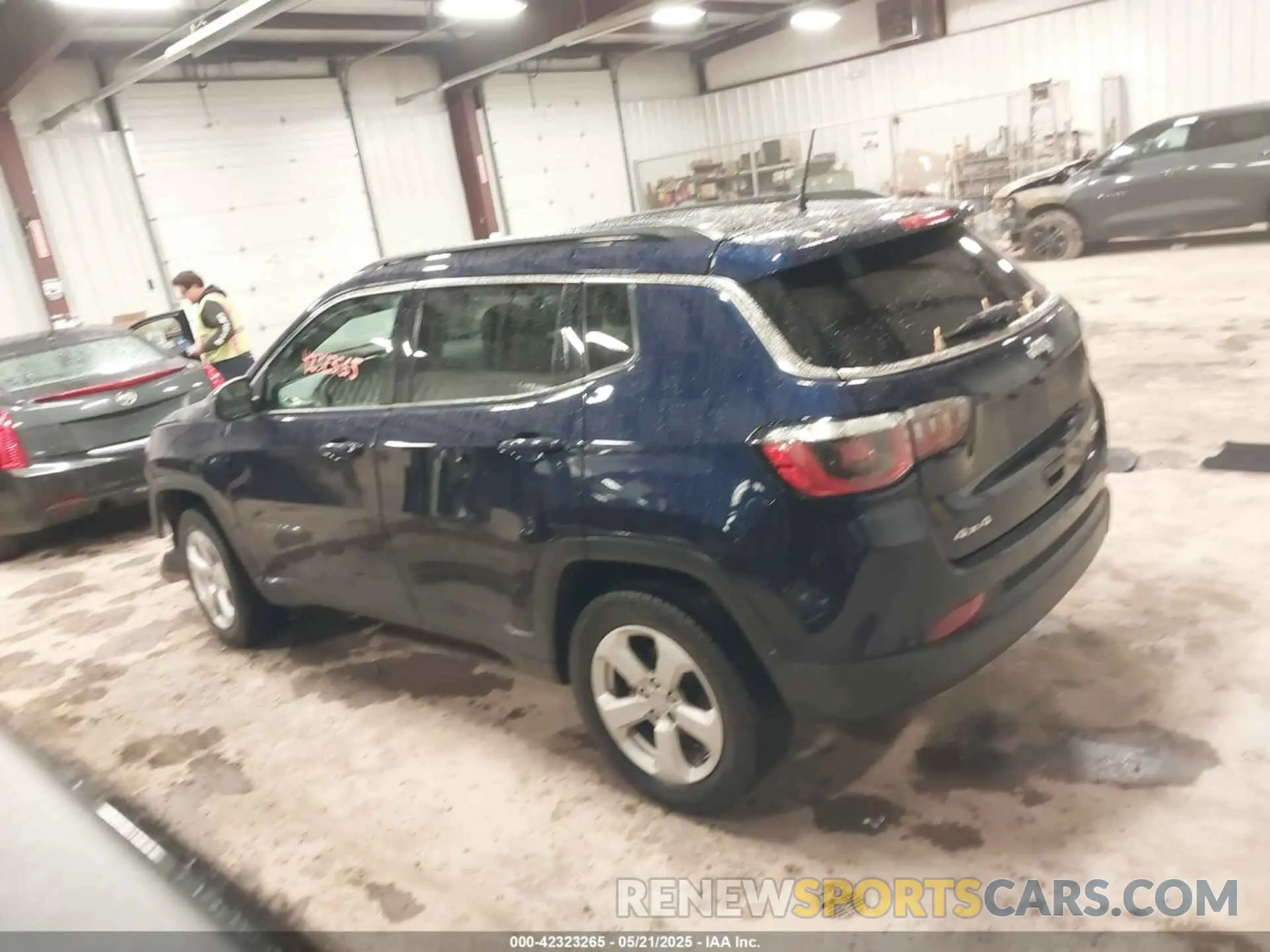14 fotografías del automóvil dañado 3C4NJDBB9LT124543 JEEP COMPASS 2020