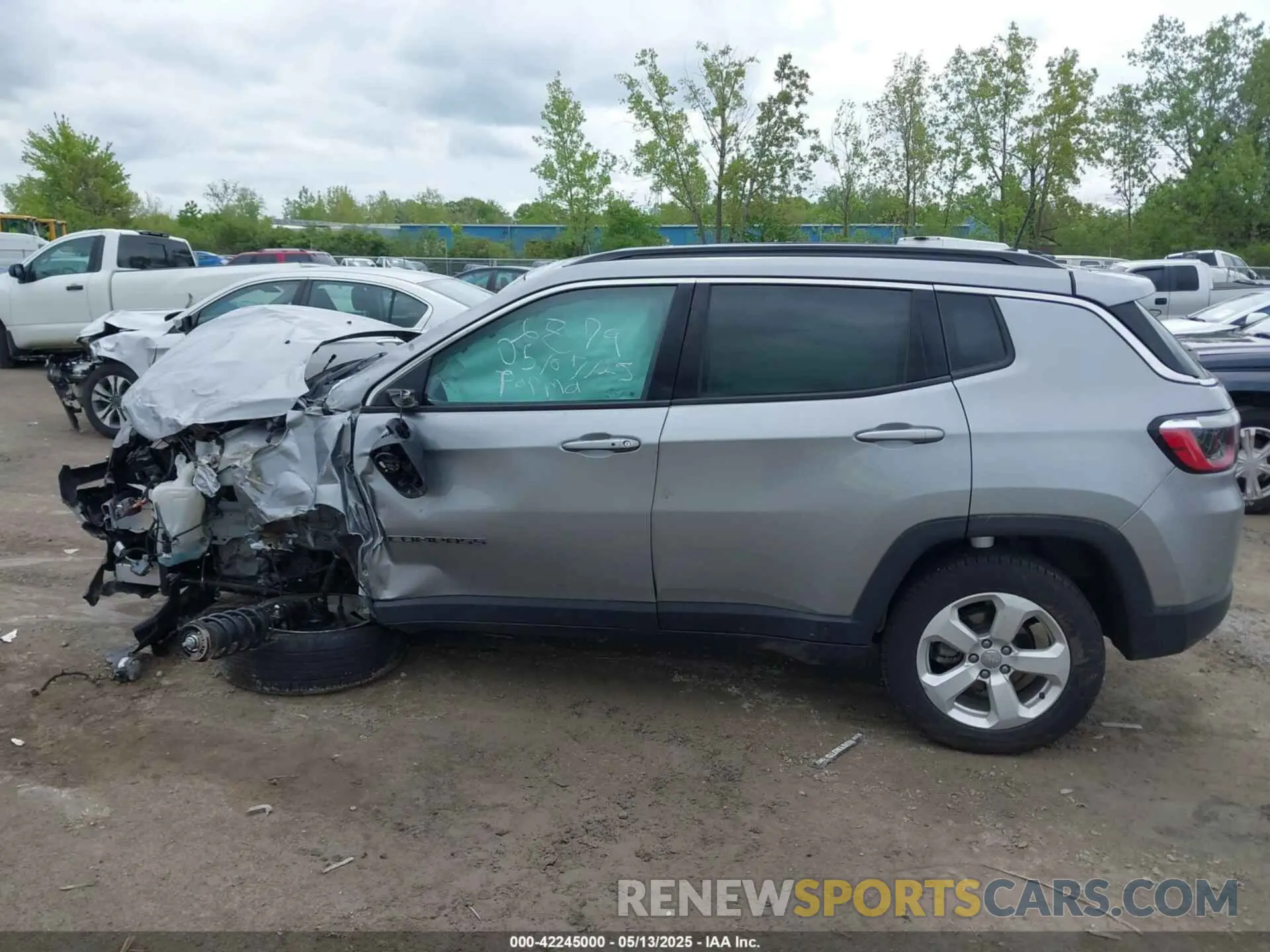 14 fotografías del automóvil dañado 3C4NJDBB9LT252474 JEEP COMPASS 2020