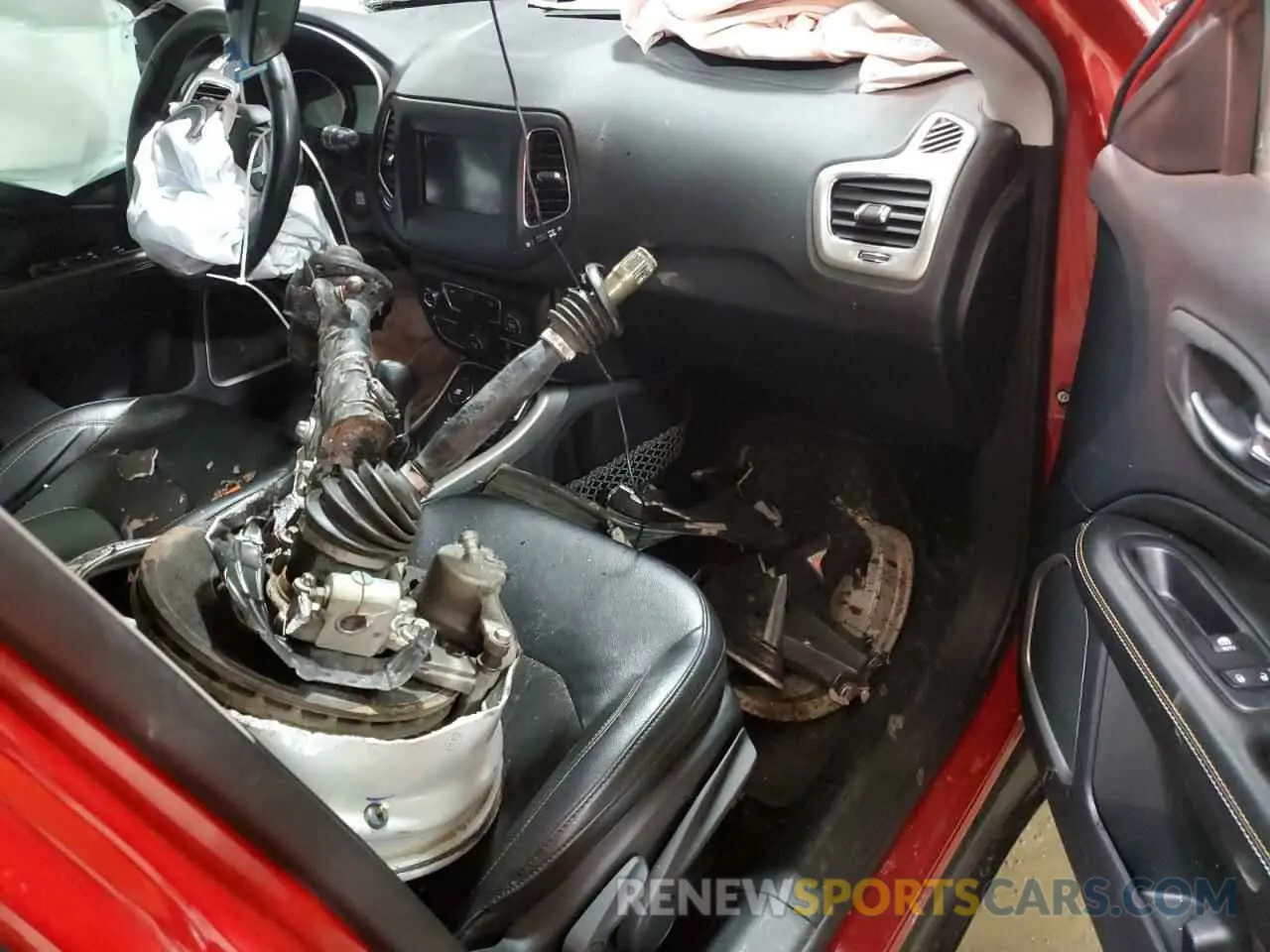 8 fotografías del automóvil dañado 3C4NJDBBXLT150326 JEEP COMPASS 2020