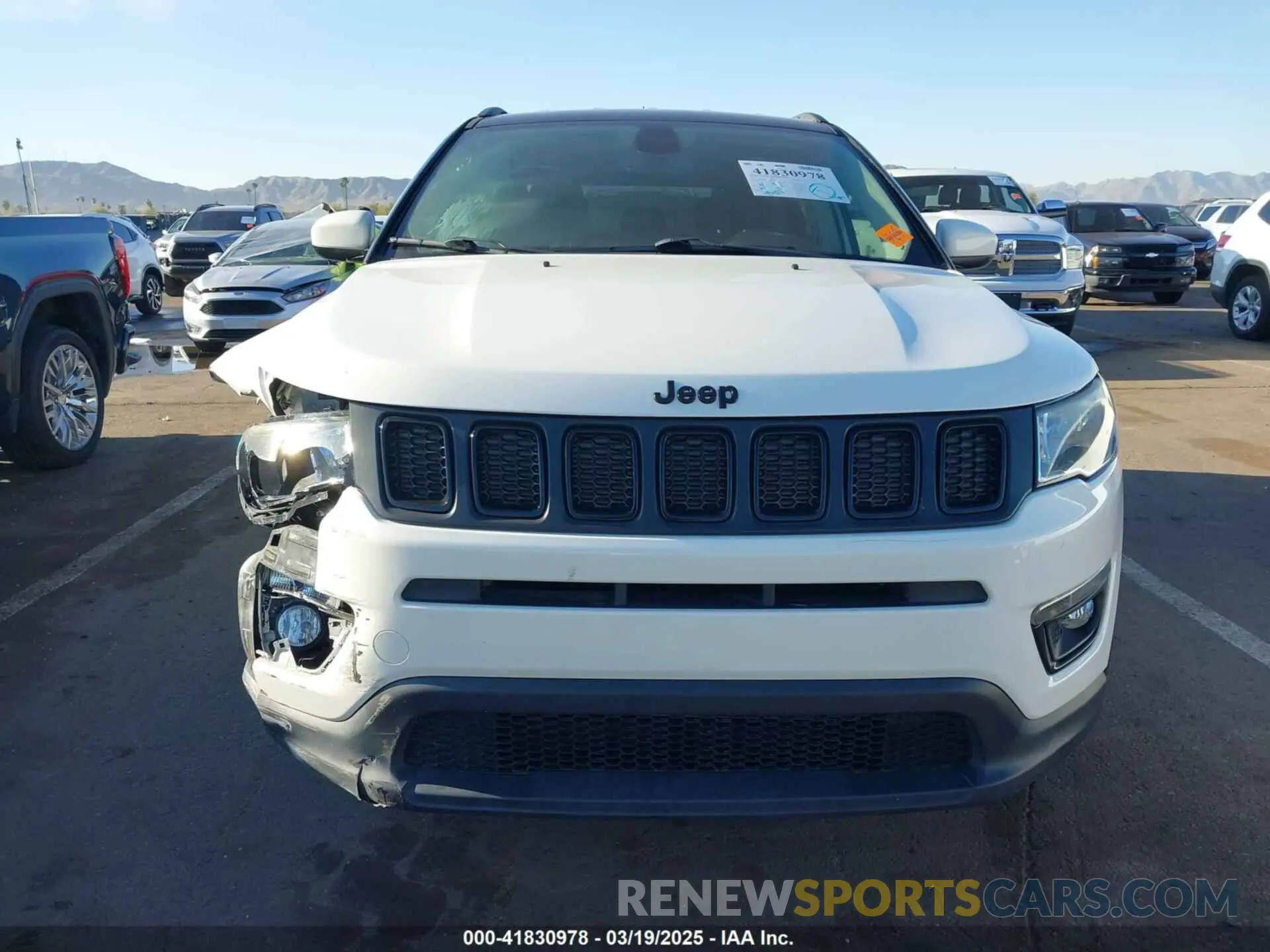 12 fotografías del automóvil dañado 3C4NJDBBXLT203932 JEEP COMPASS 2020