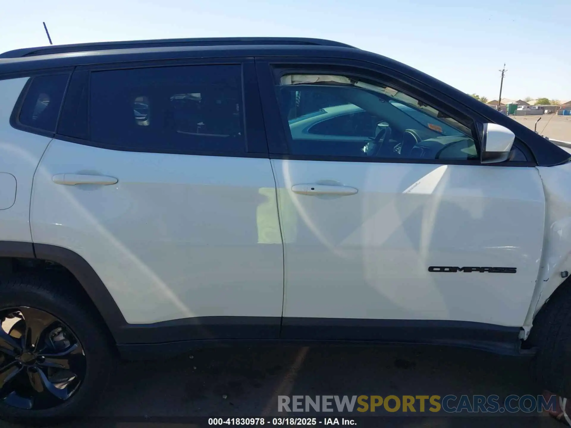 13 fotografías del automóvil dañado 3C4NJDBBXLT203932 JEEP COMPASS 2020