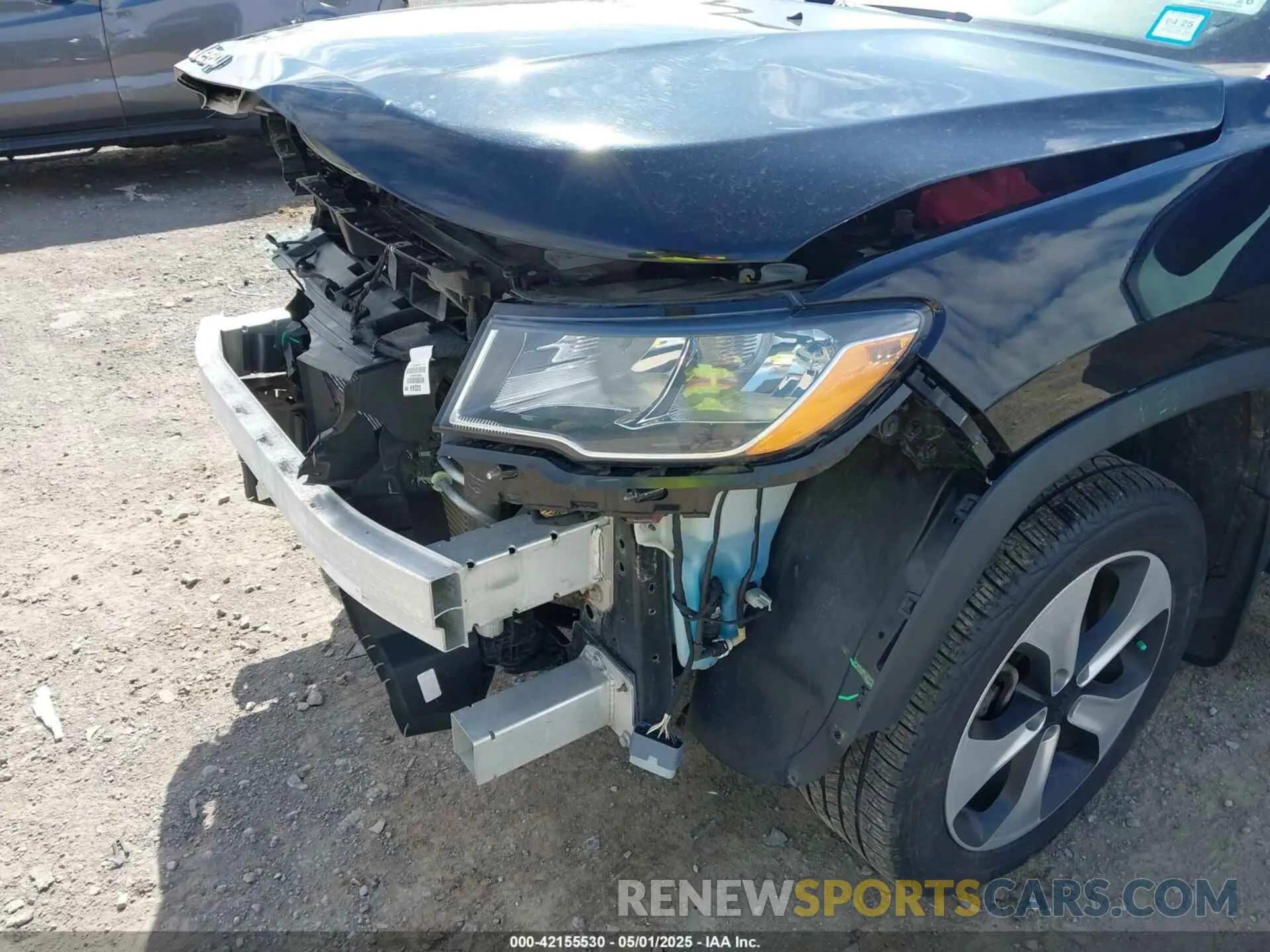 18 fotografías del automóvil dañado 3C4NJDBBXLT256632 JEEP COMPASS 2020