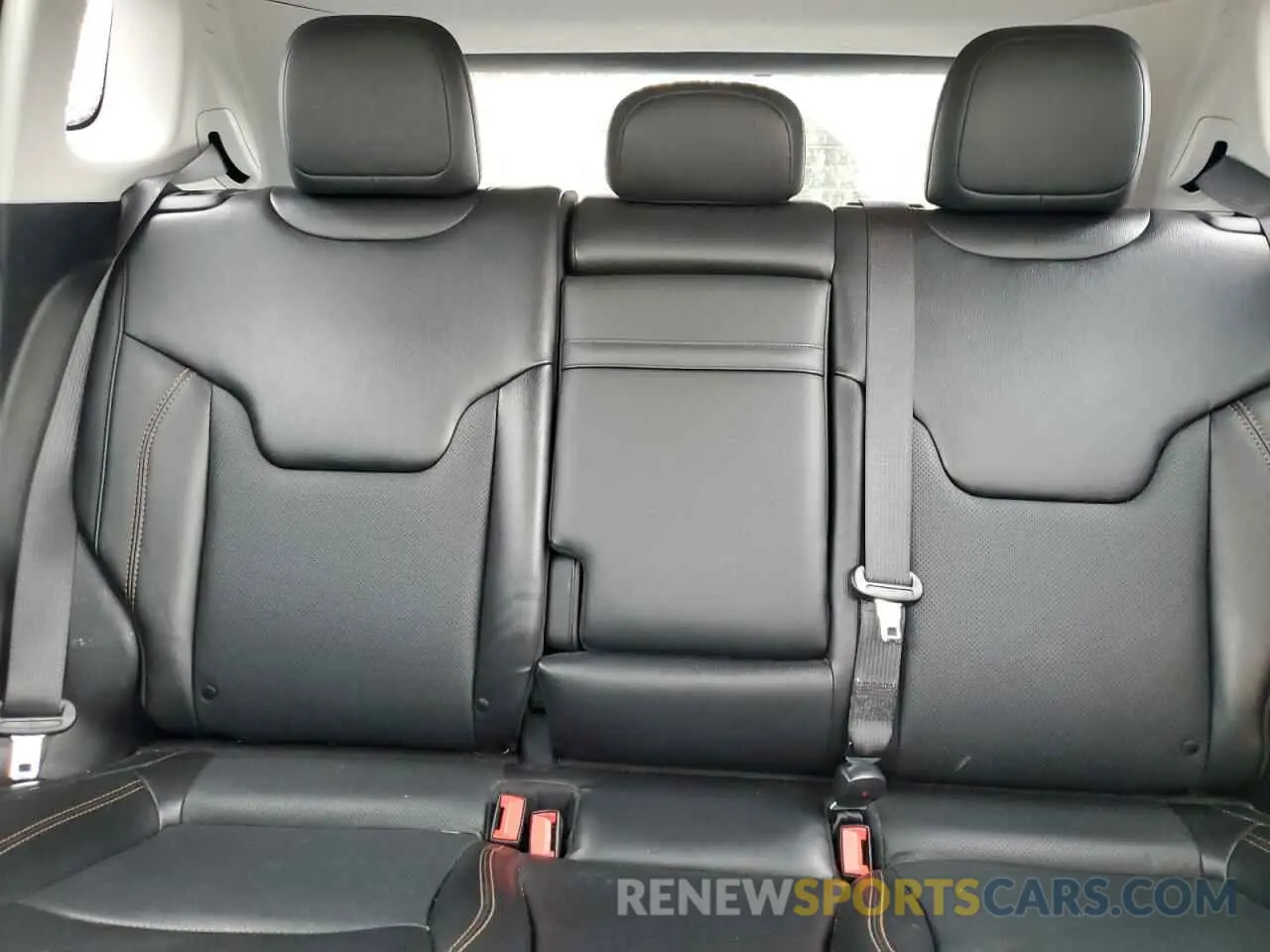 10 fotografías del automóvil dañado 3C4NJDCB1LT111686 JEEP COMPASS 2020
