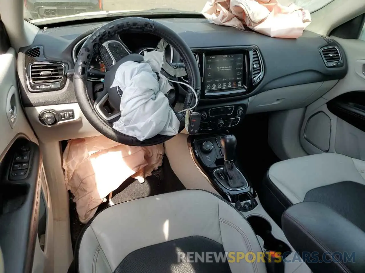 8 fotografías del automóvil dañado 3C4NJDCB3LT216892 JEEP COMPASS 2020