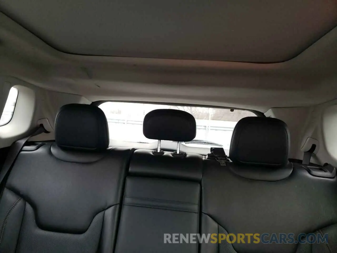 10 fotografías del automóvil dañado 3C4NJDCB4LT105946 JEEP COMPASS 2020