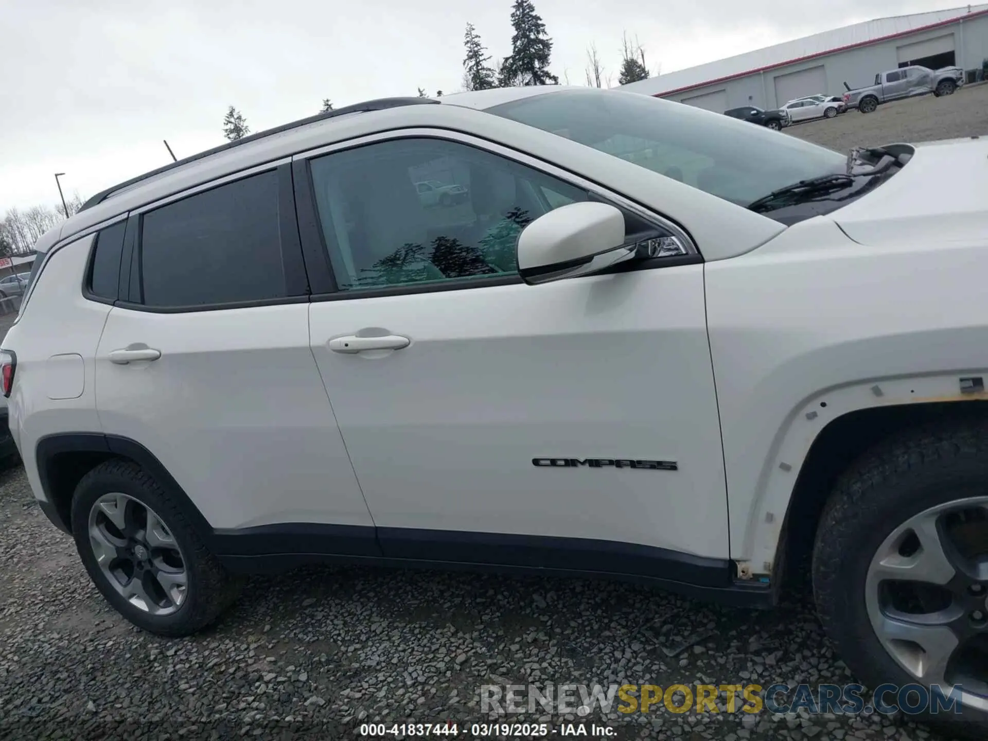 13 fotografías del automóvil dañado 3C4NJDCB5LT153584 JEEP COMPASS 2020