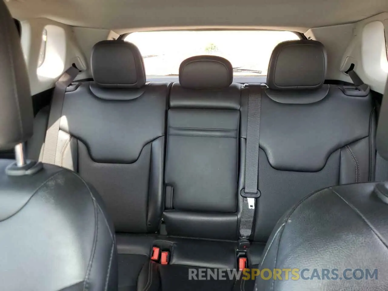 10 fotografías del automóvil dañado 3C4NJDCB6LT119475 JEEP COMPASS 2020