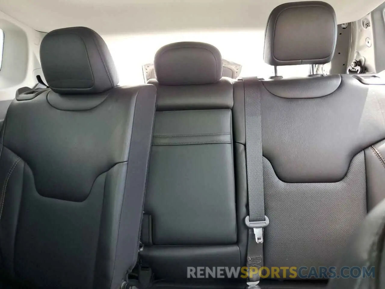 10 fotografías del automóvil dañado 3C4NJDCB7LT146233 JEEP COMPASS 2020