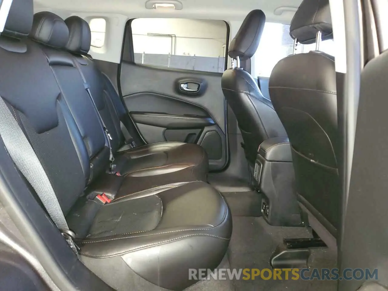 11 fotografías del automóvil dañado 3C4NJDCB8LT251413 JEEP COMPASS 2020