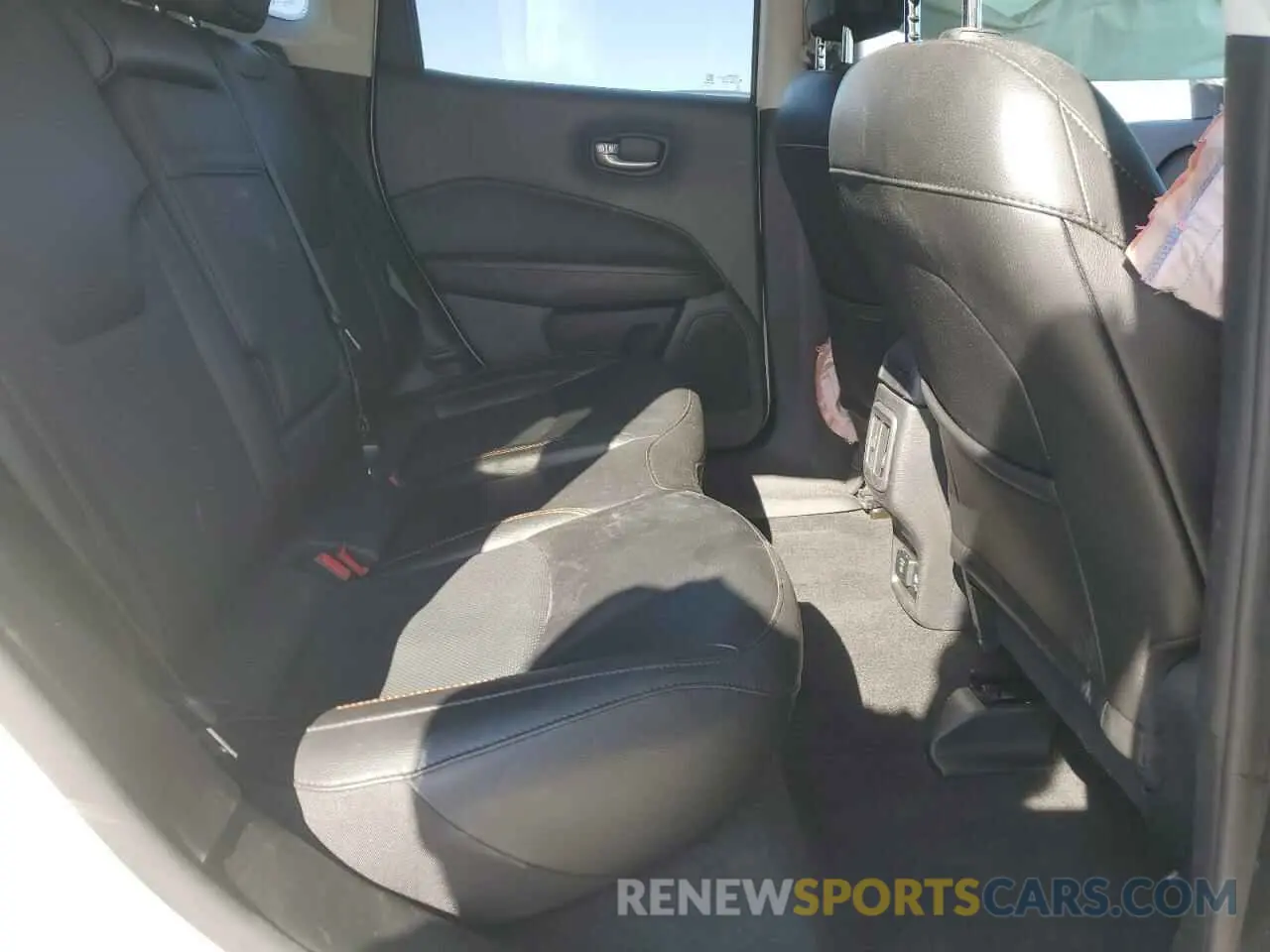 12 fotografías del automóvil dañado 3C4NJDCB9LT120202 JEEP COMPASS 2020