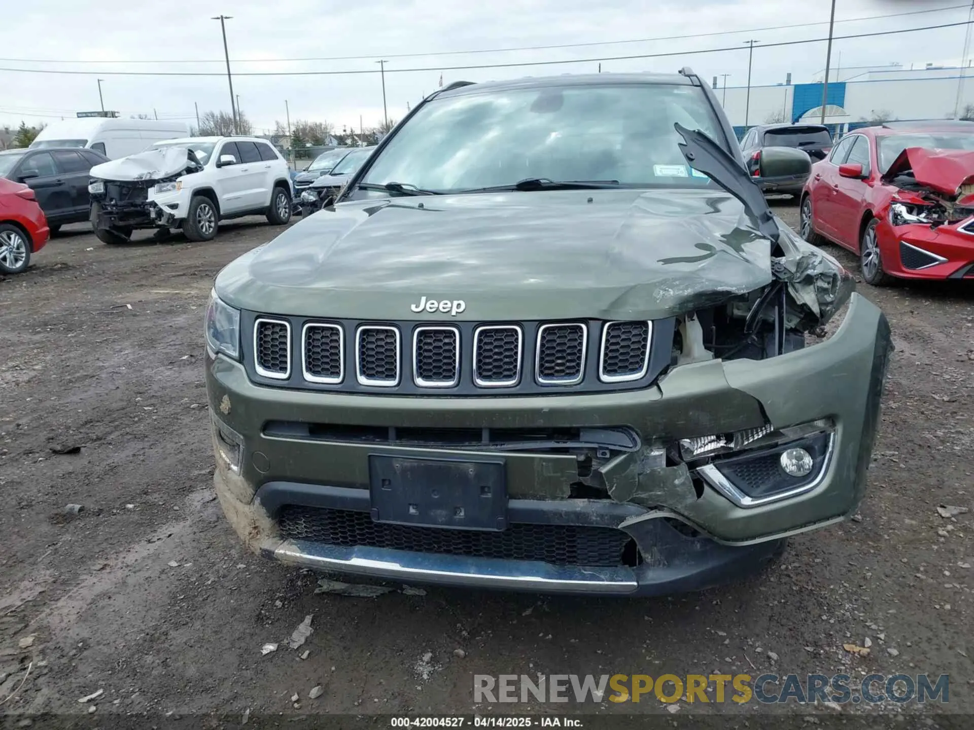 12 fotografías del automóvil dañado 3C4NJDCBXLT123657 JEEP COMPASS 2020