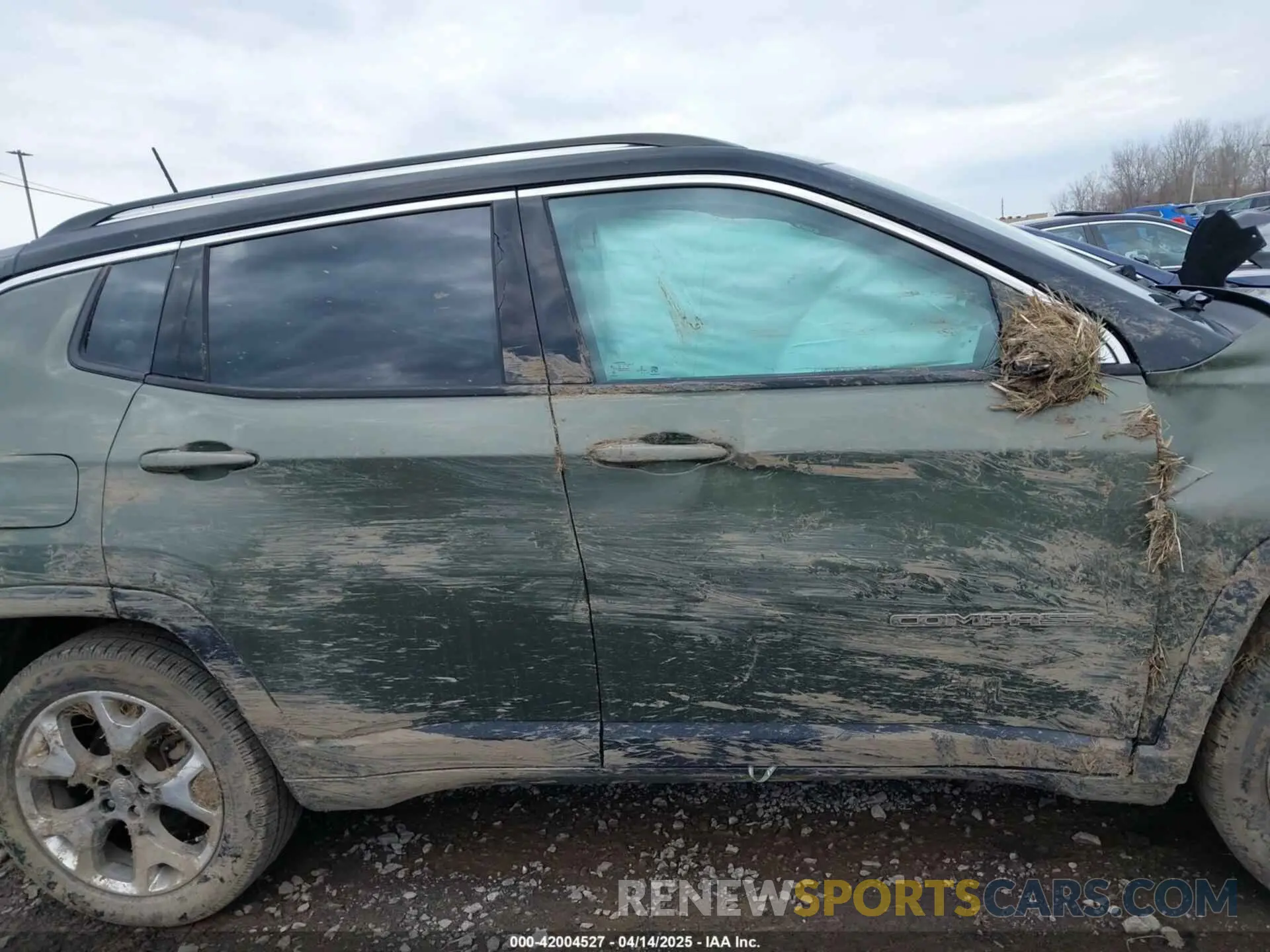 13 fotografías del automóvil dañado 3C4NJDCBXLT123657 JEEP COMPASS 2020